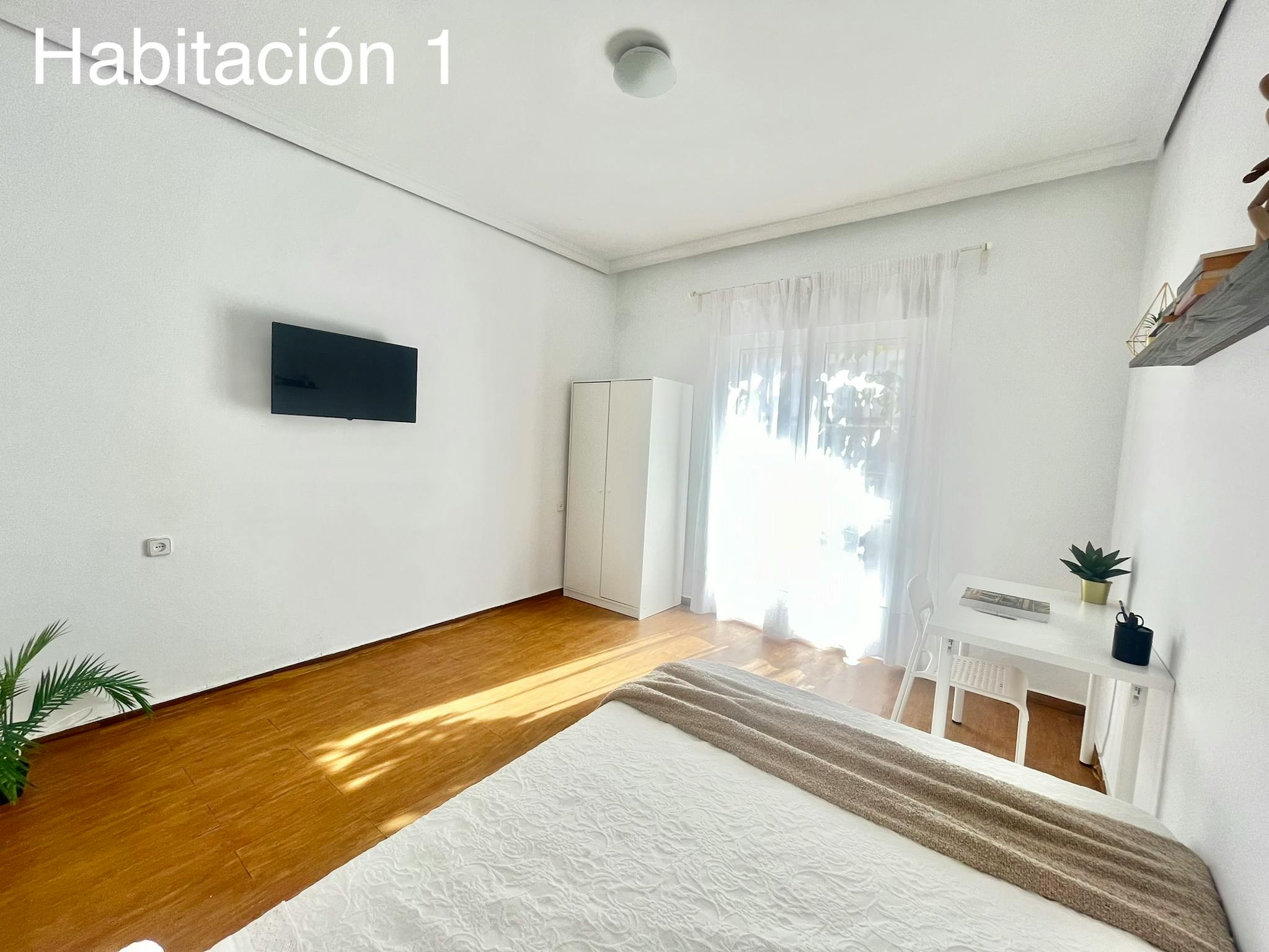 Calle Huelva, Santiponce preview