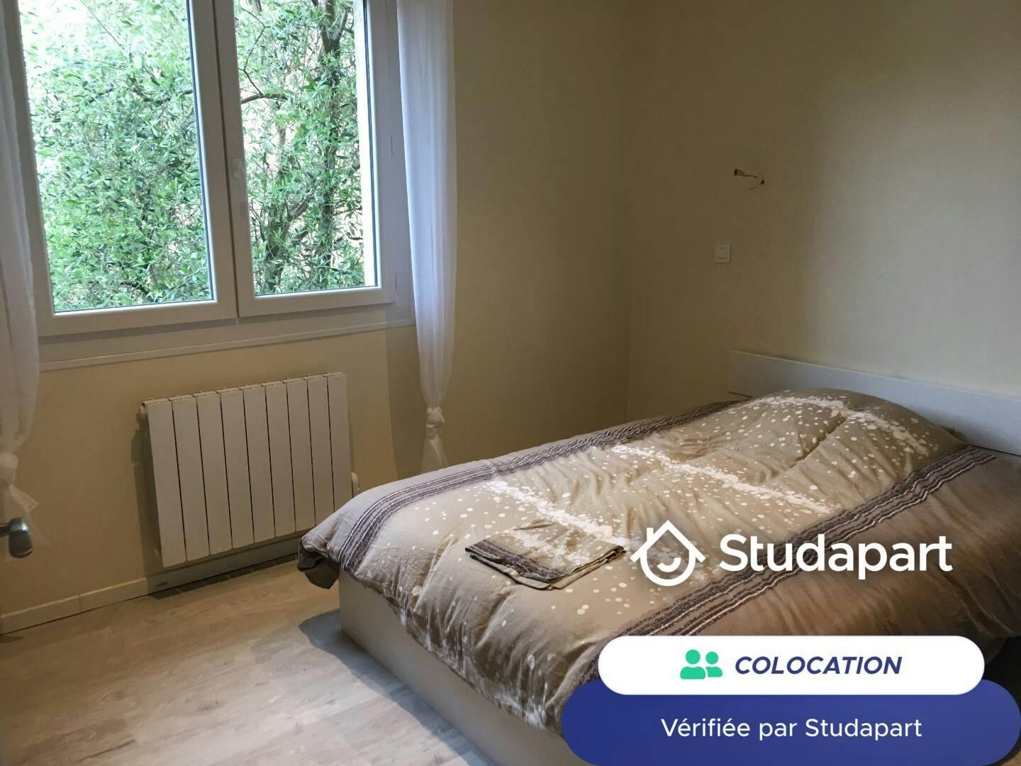 Cameră privată de închiriat pentru 420 EUR pe lună în Alès, Rue Honoré de Balzac