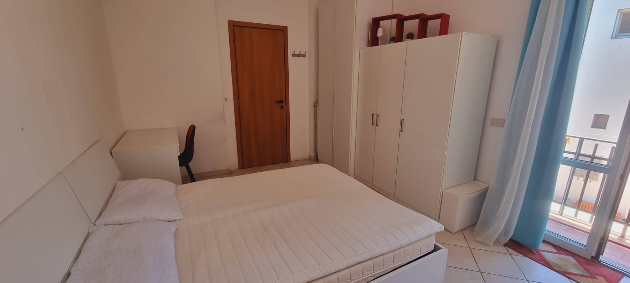 Shared room in Via Senese, Florence (1539826) room image 10