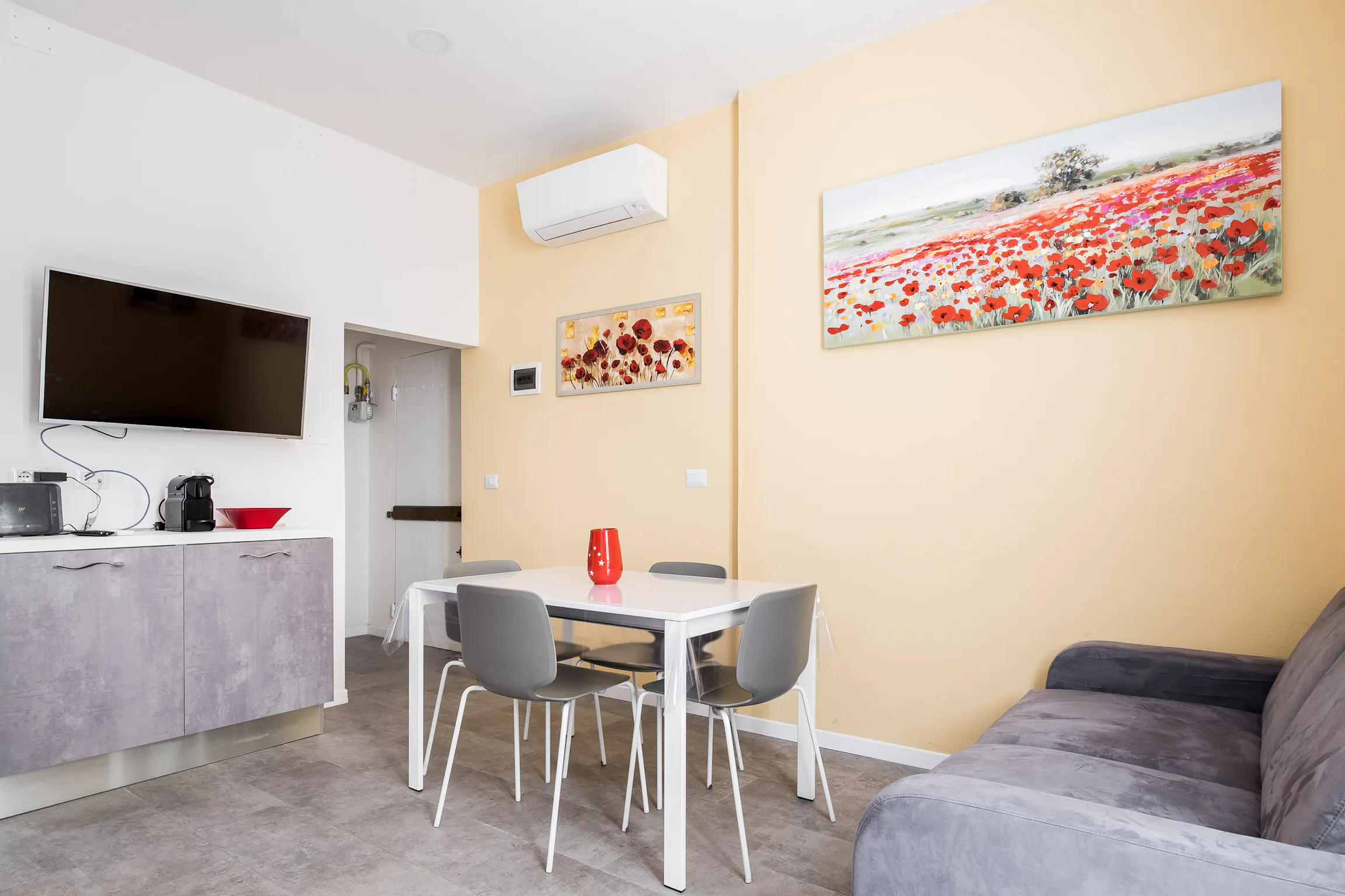 2-Bedroom Apartment in Via delle Belle Arti, Bologna (1539842) ROOM 4