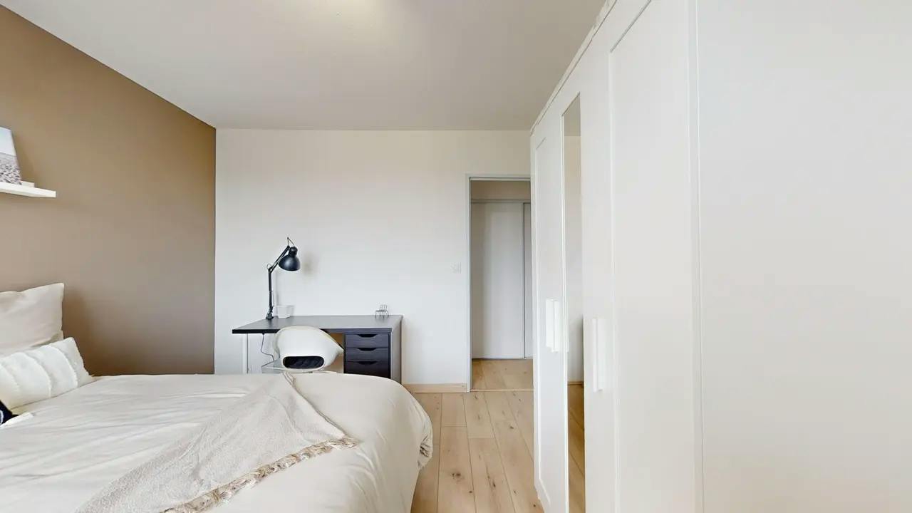 Private room in Rue Joachim du Bellay, Toulouse (1540155) room image 2