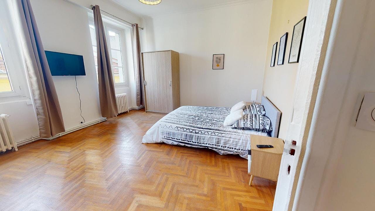 Apartment Saint-Étienne, 110m² — photo 8