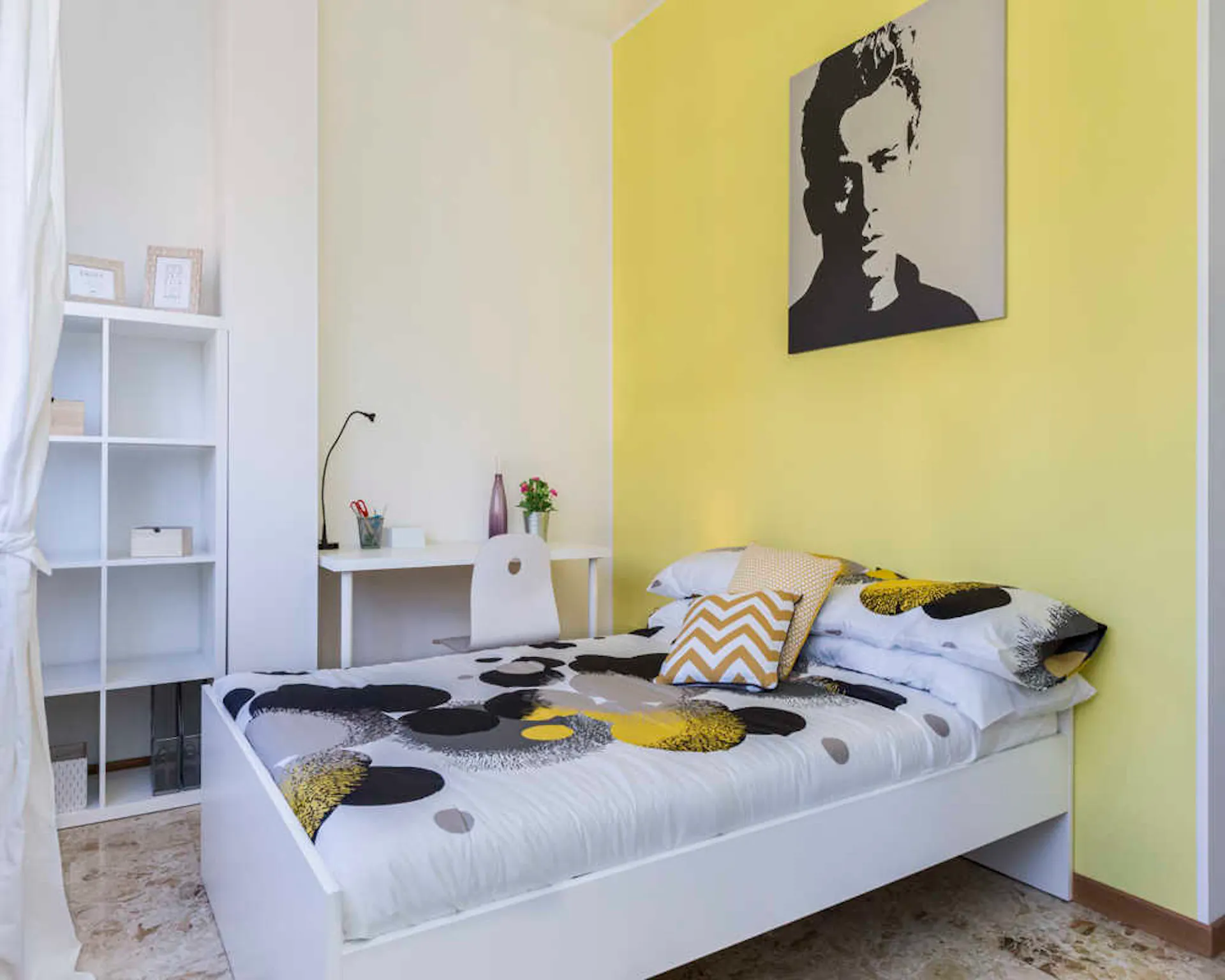 Via Giuseppe Frua, Milan preview