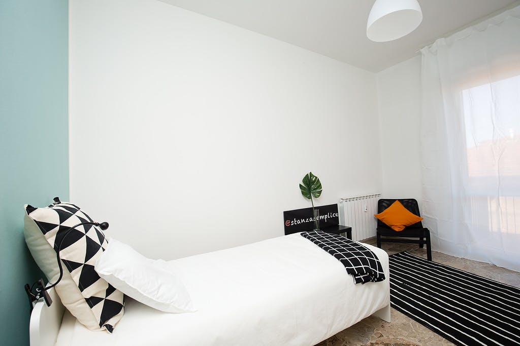 Private room for rent for €520 per month in Rimini, Via Alessandro Gambalunga