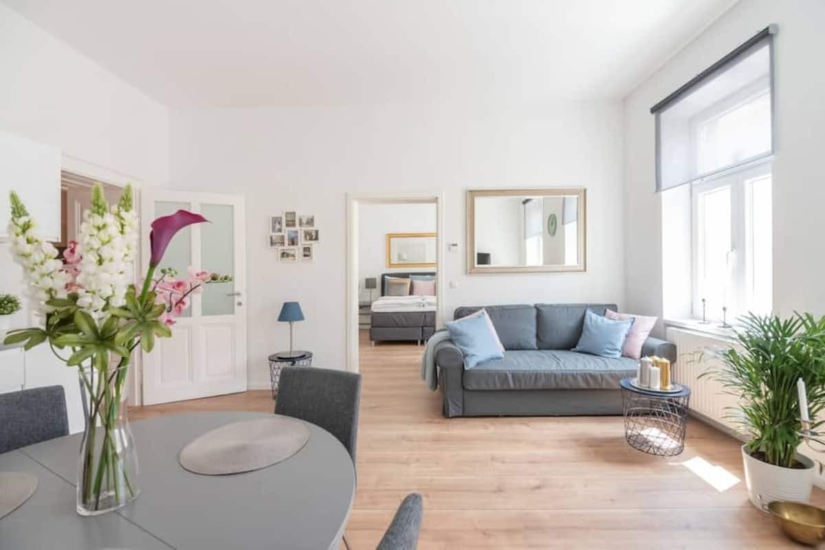 Mosergasse, Vienna preview