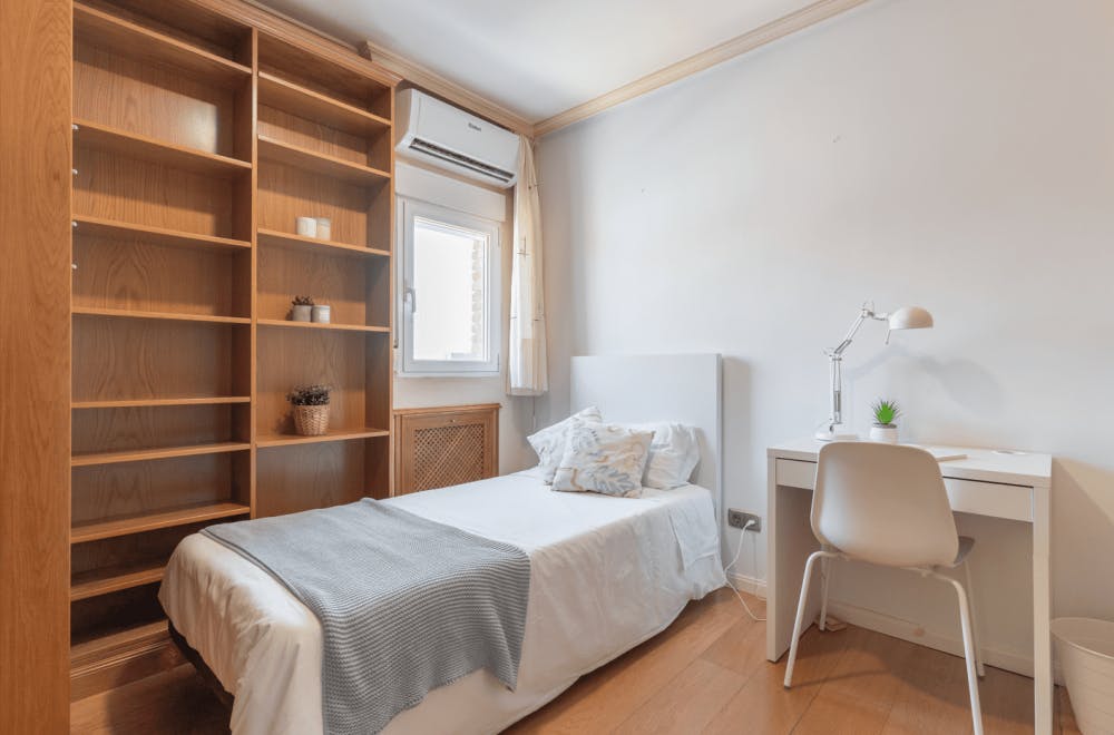 私人房间 正在以 €430 的月租出租，其位于 Madrid, Calle de Motilla del Palancar