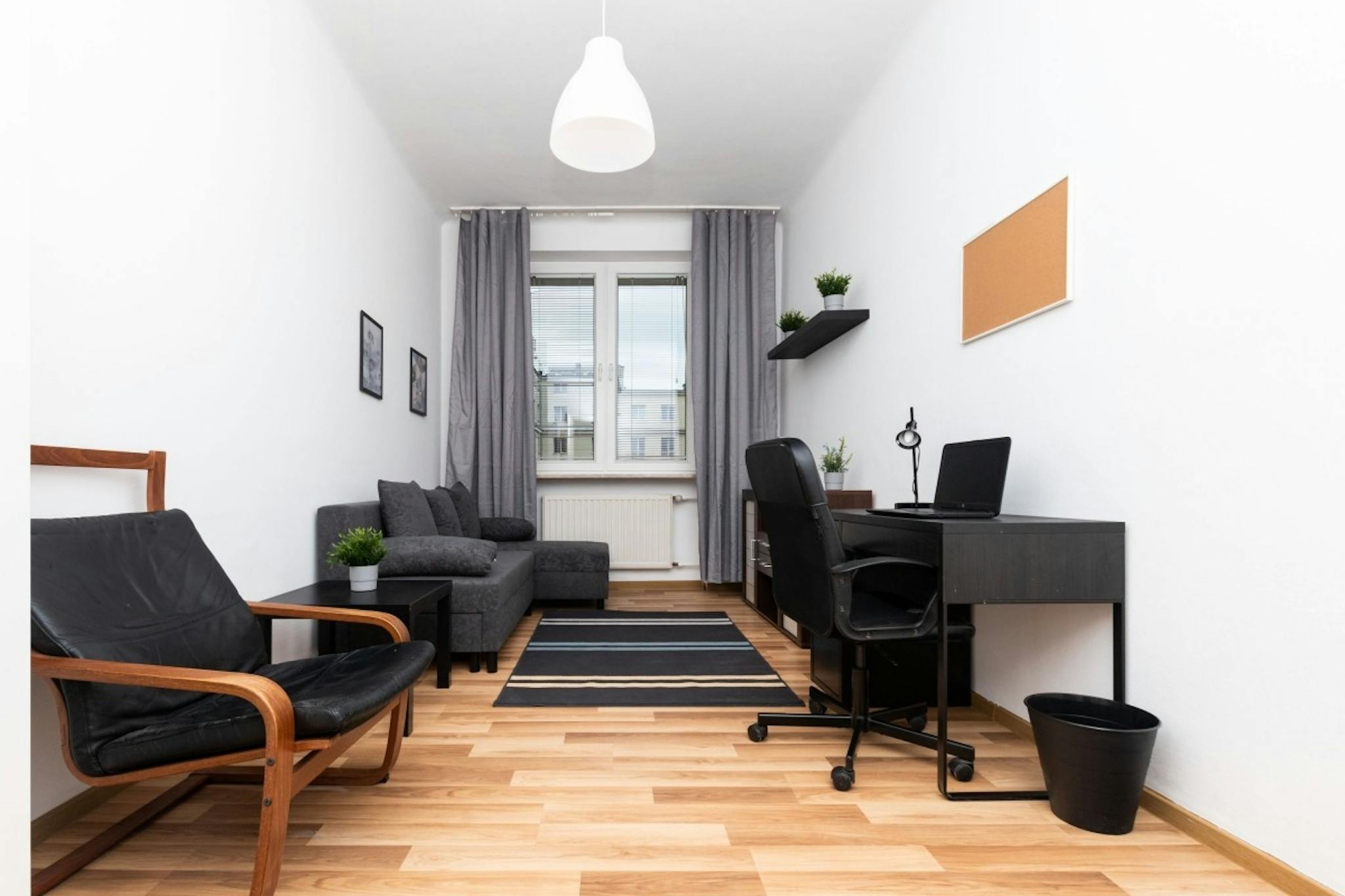 Krucza, Warsaw preview