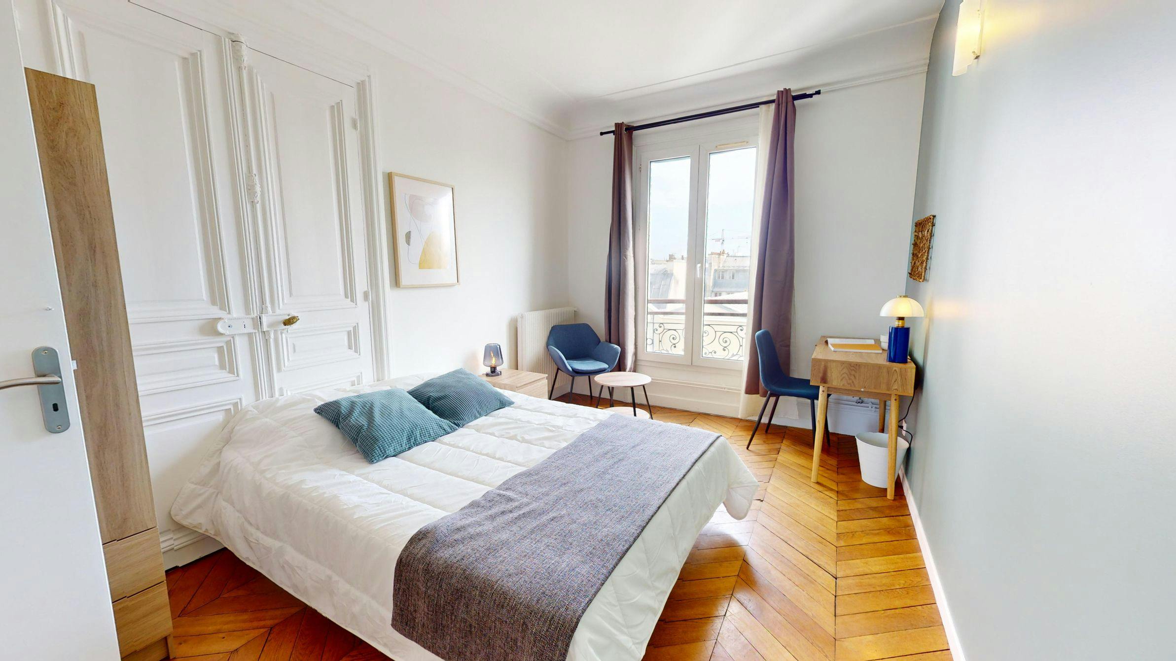 Private room for rent on Rue Taitbout, Paris - Plus