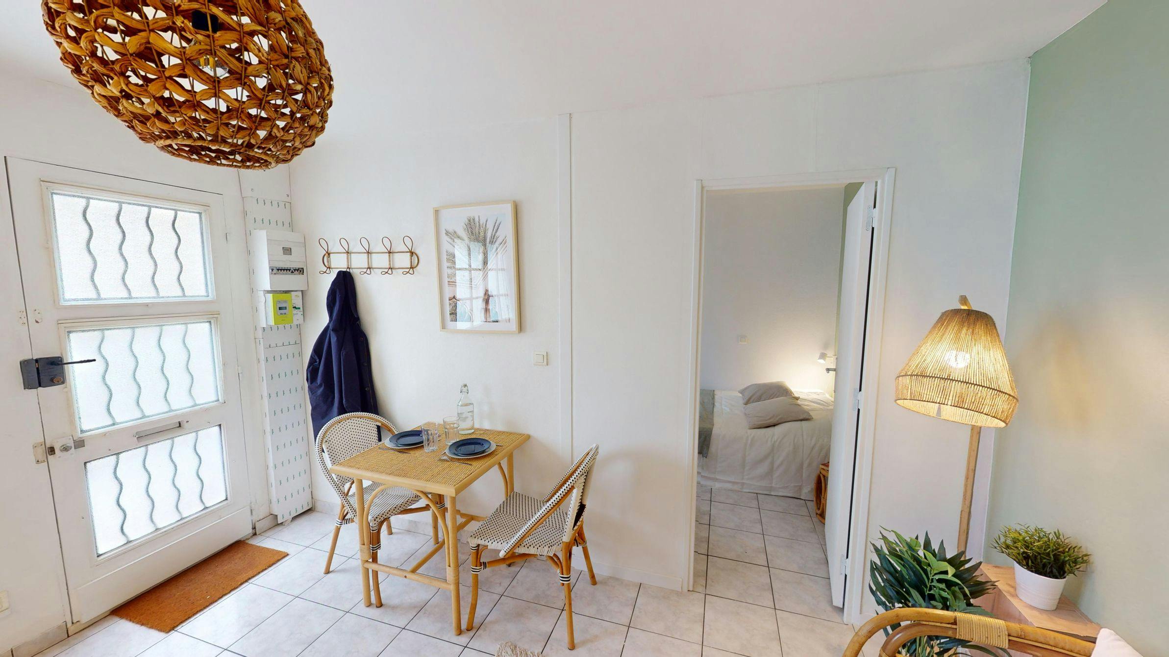 Apartment Bordeaux, 11m² — photo 2