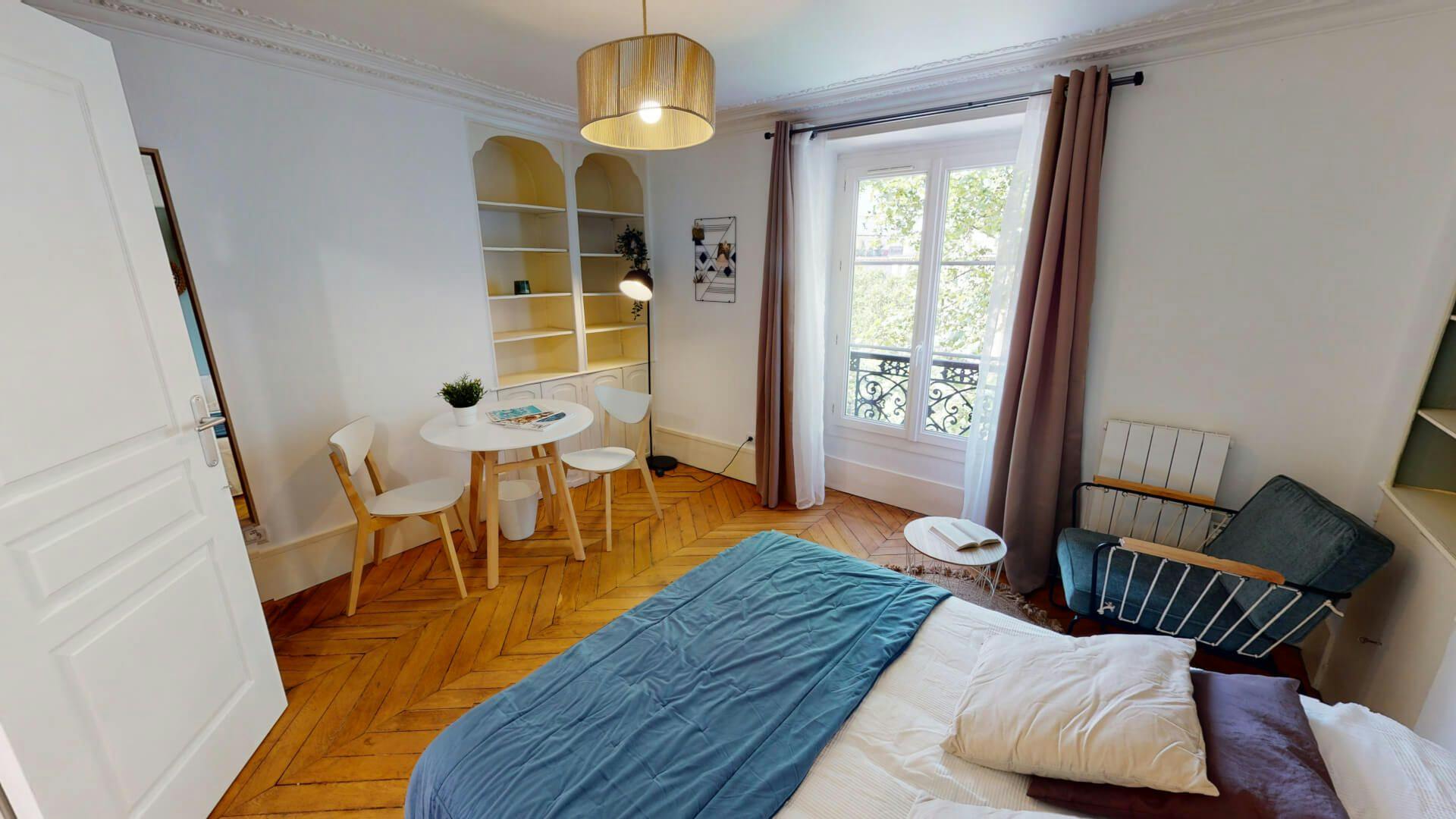 Private room for rent on Avenue des Ternes, Paris - Vue 3