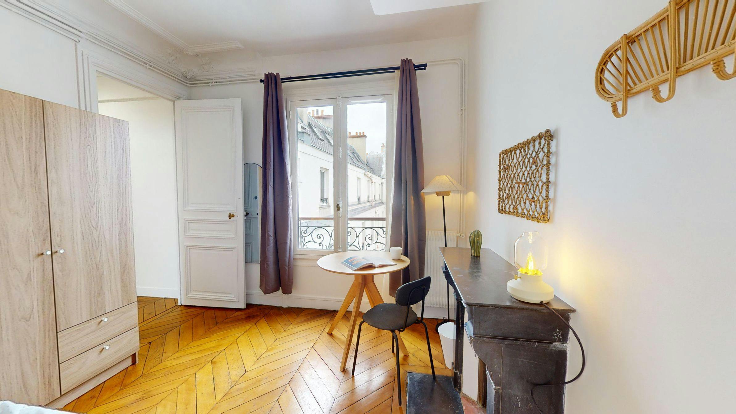 Private room for rent on Rue Taitbout, Paris - Vue 4