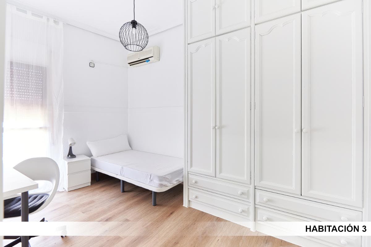 Calle Juan de Ledesma, Sevilla preview