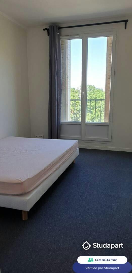 Chambre privée à louer pour 600 €/mois à Antony, Rue de la Méditerranée