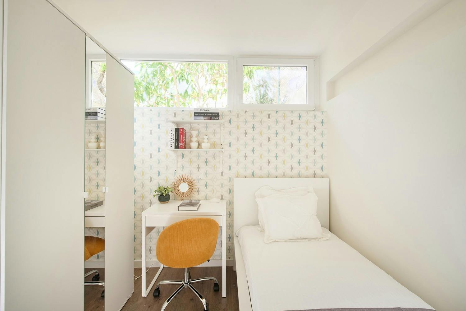 Private room for rent for €405 per month in Lisbon, Rua Guilhermina Suggia