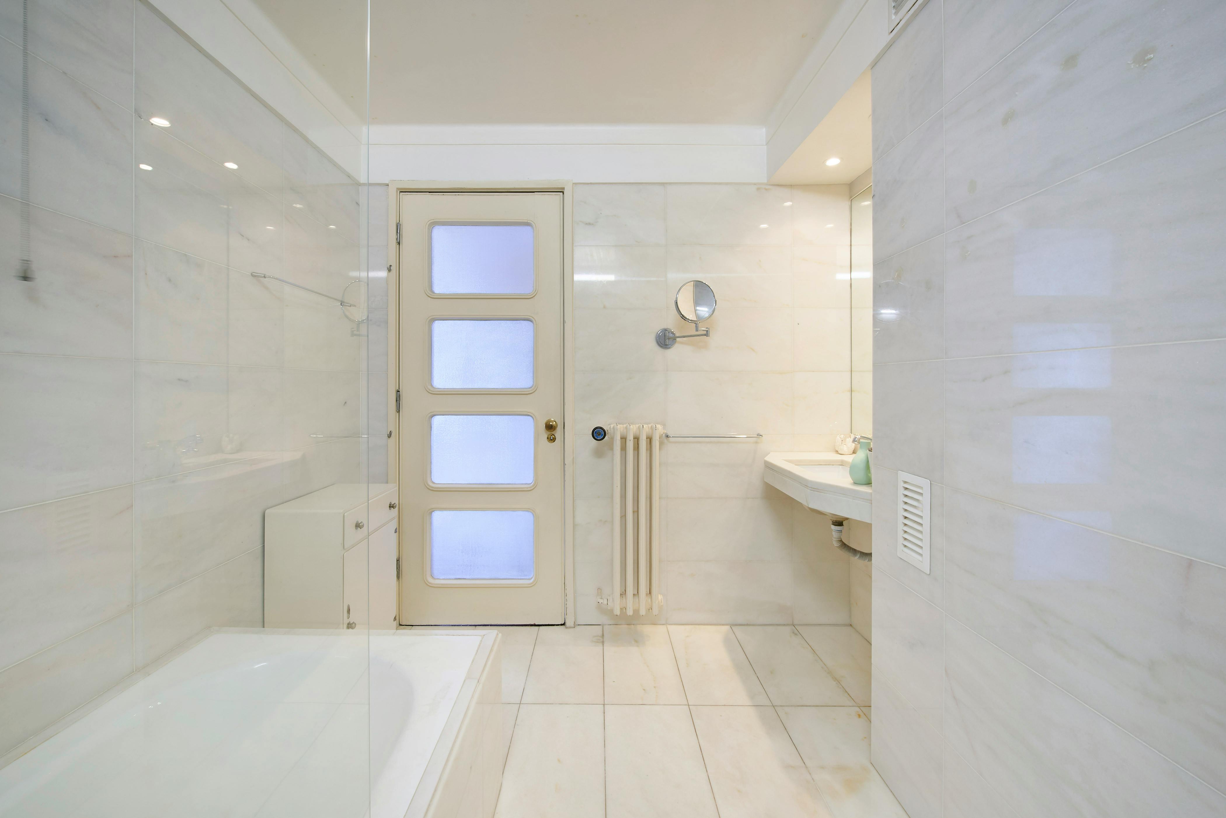 Apartment Lisbon, 200m² — photo 81