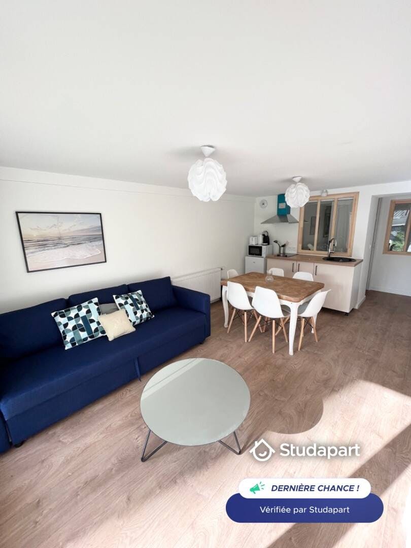 Wohnung zu mieten für 1.300 € pro Monat in Caen, Rue Doyen Barbeau