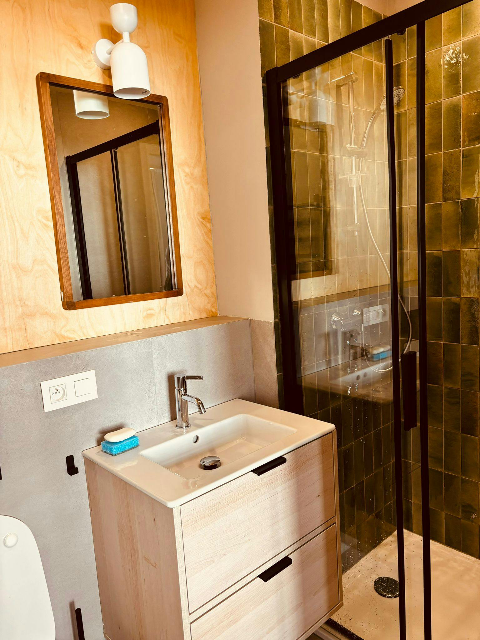 preview gallery tile