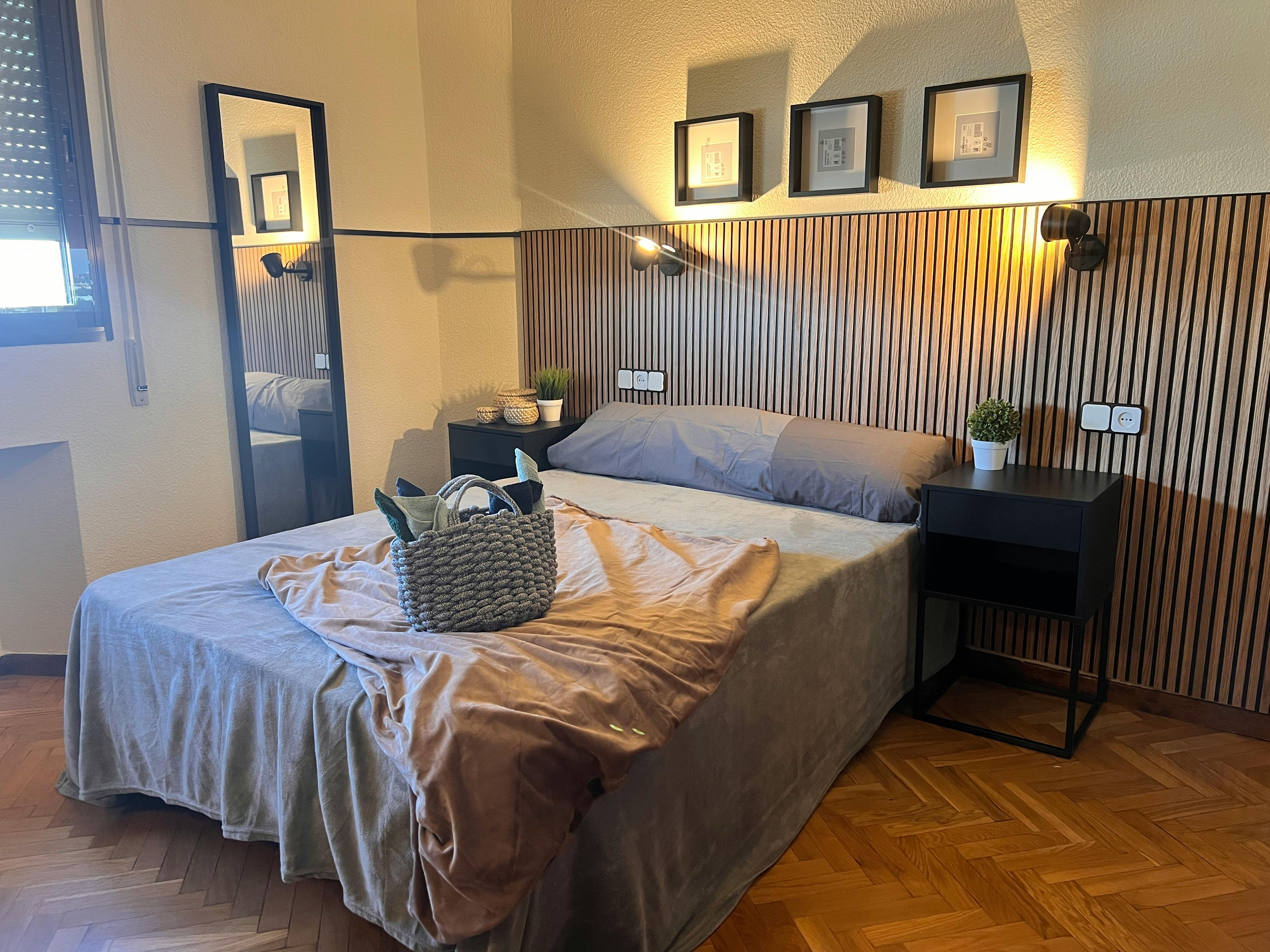 Calle Marqués de Lozoya, Madrid preview