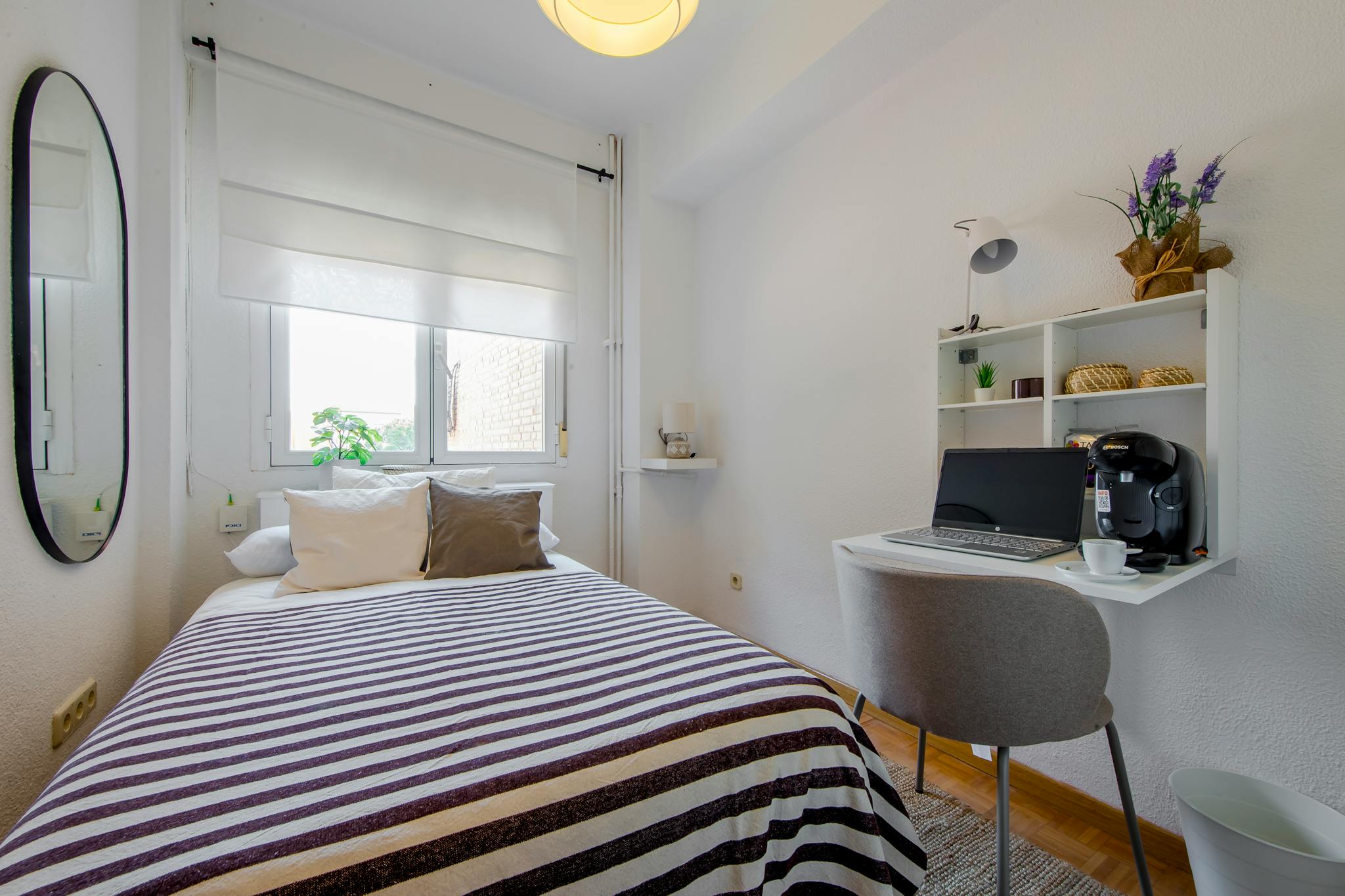 Avenida del Llano Castellano, Madrid preview