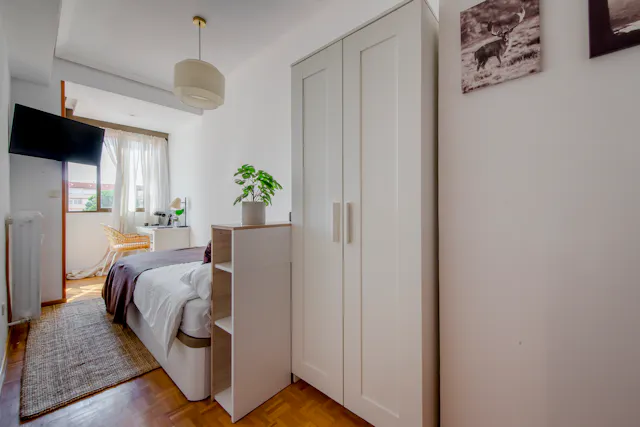 Private room in Avenida del Llano Castellano, Madrid (1541376) room image 1