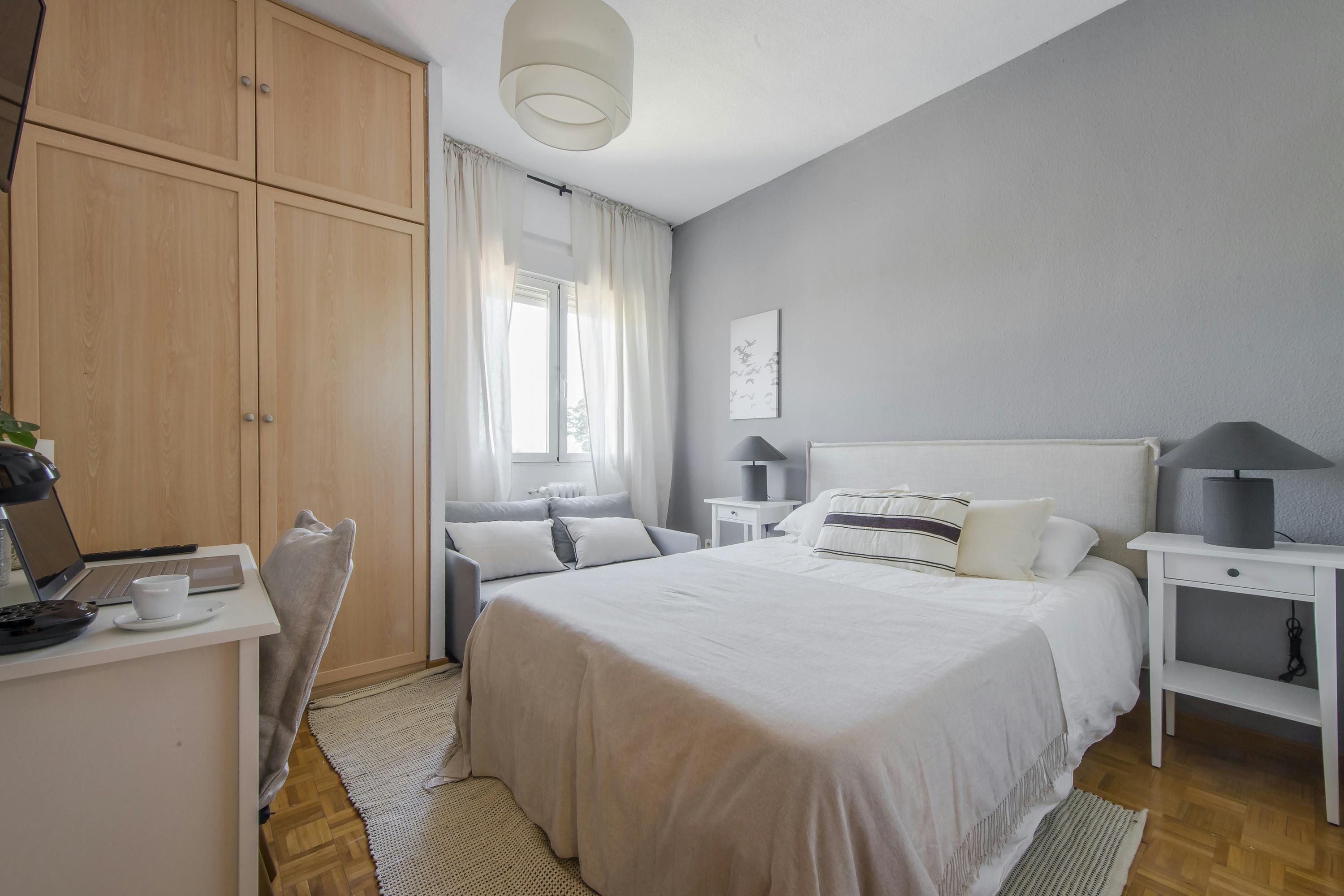 Avenida del Llano Castellano, Madrid preview