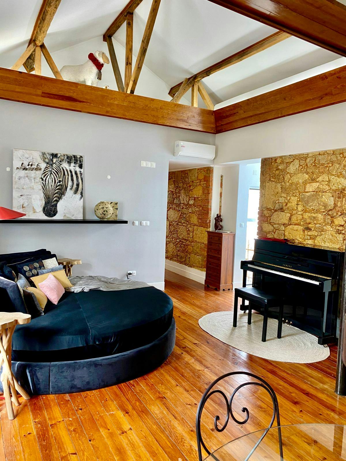 Apartment for rent for €1,400 per month in Lisbon, Rua Lucinda Simões