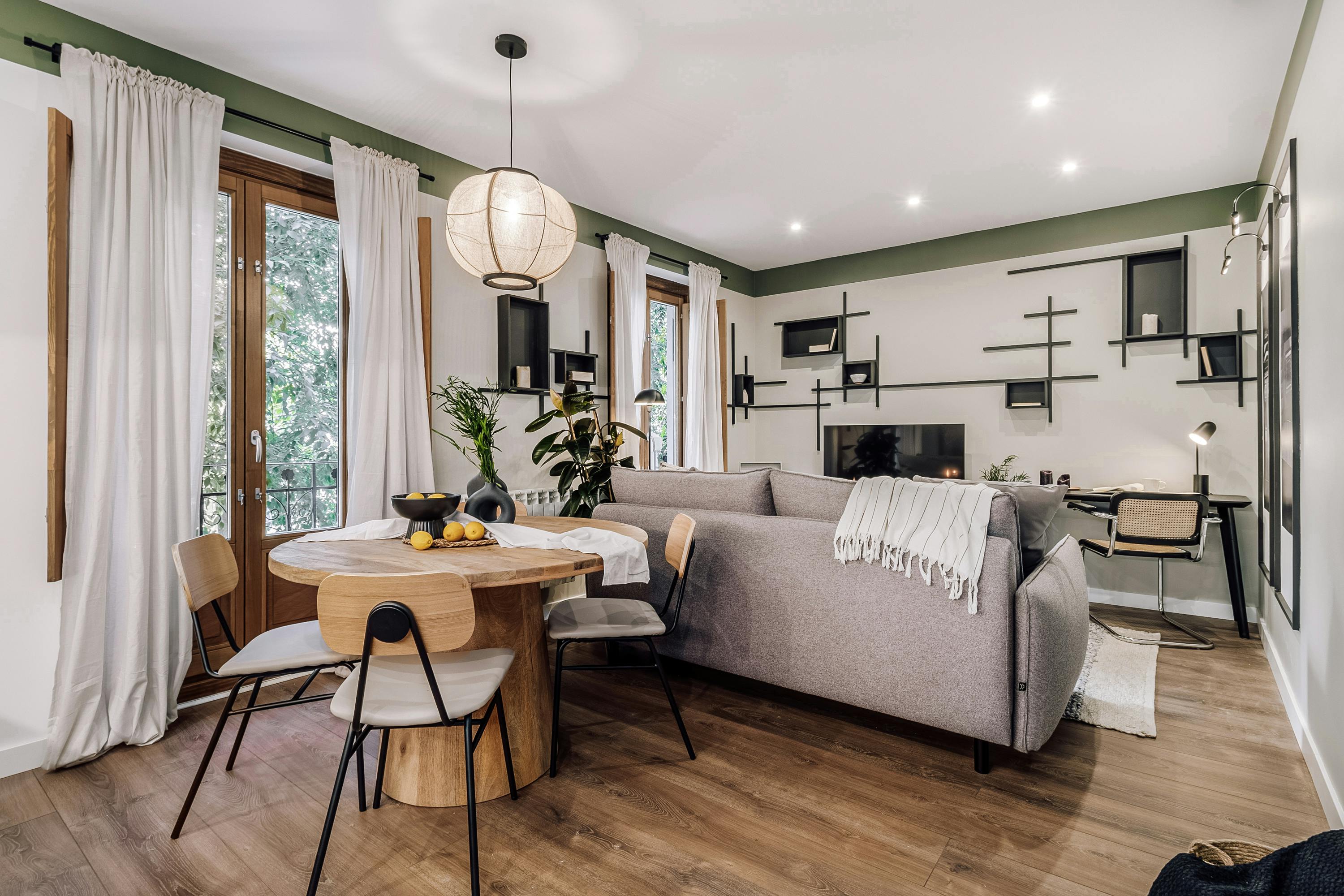 Apartment for rent for €3,478 per month in Madrid, Calle de Vallehermoso