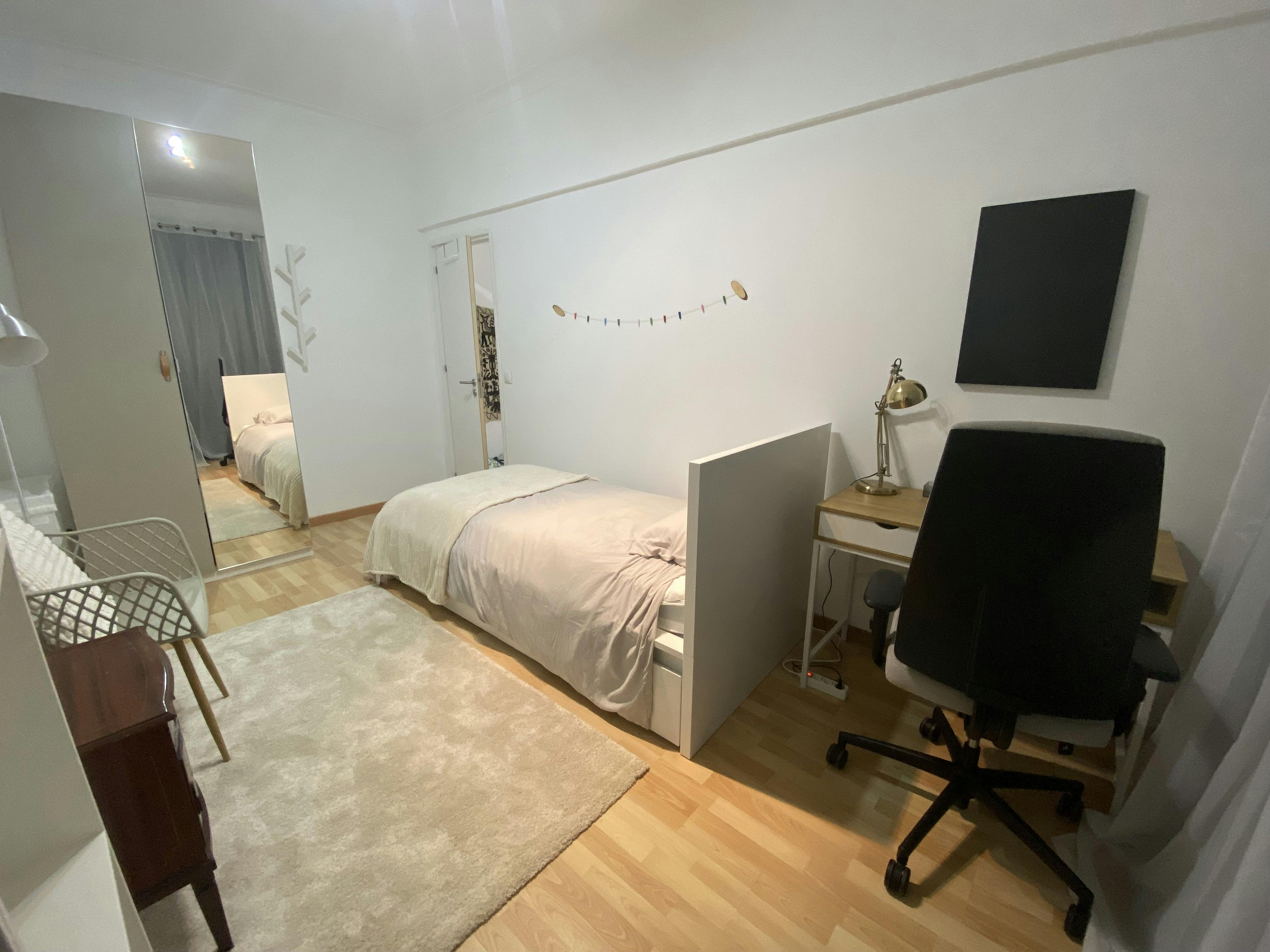 Rua Leonel Duarte Ferreira, Almada preview