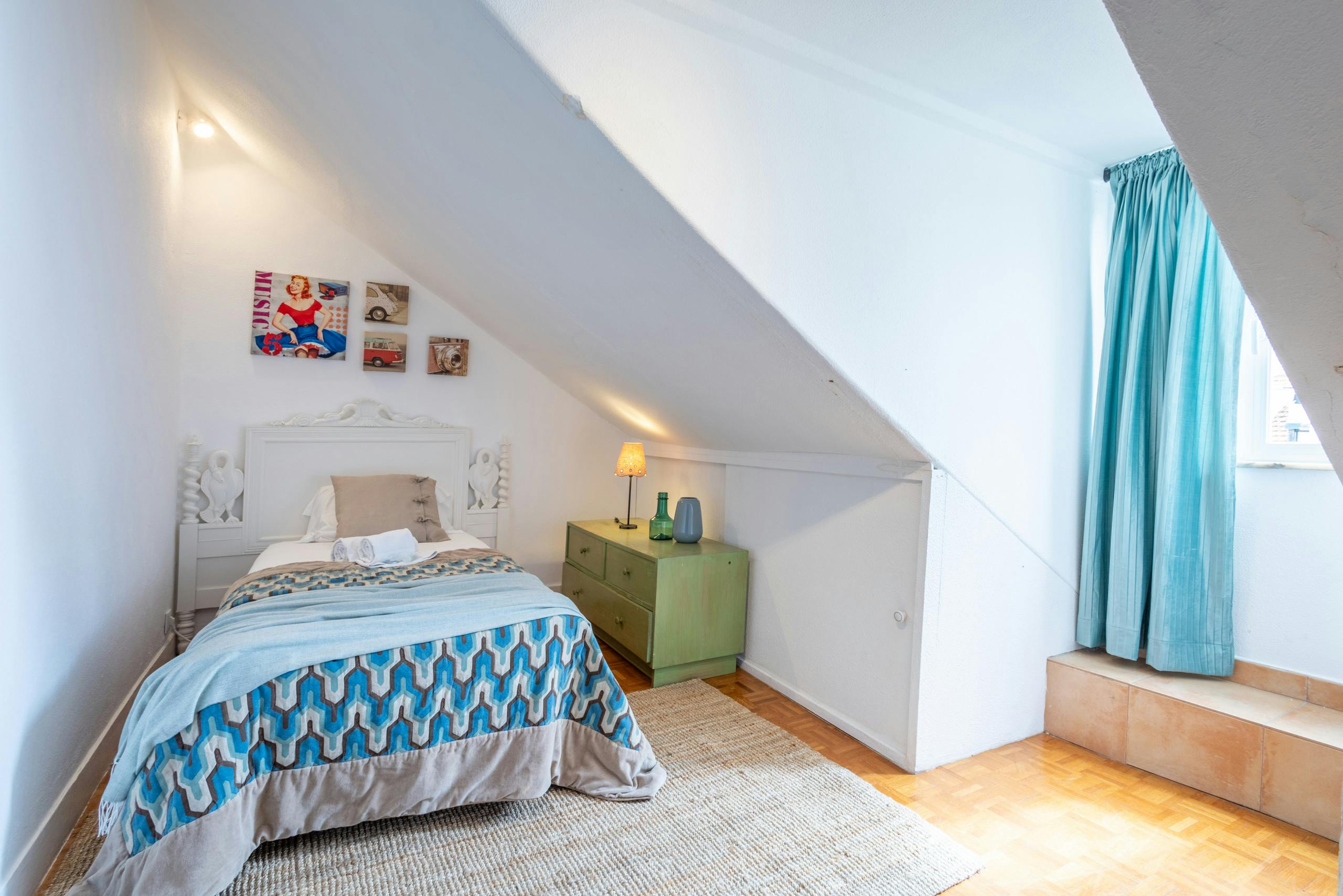 preview gallery tile