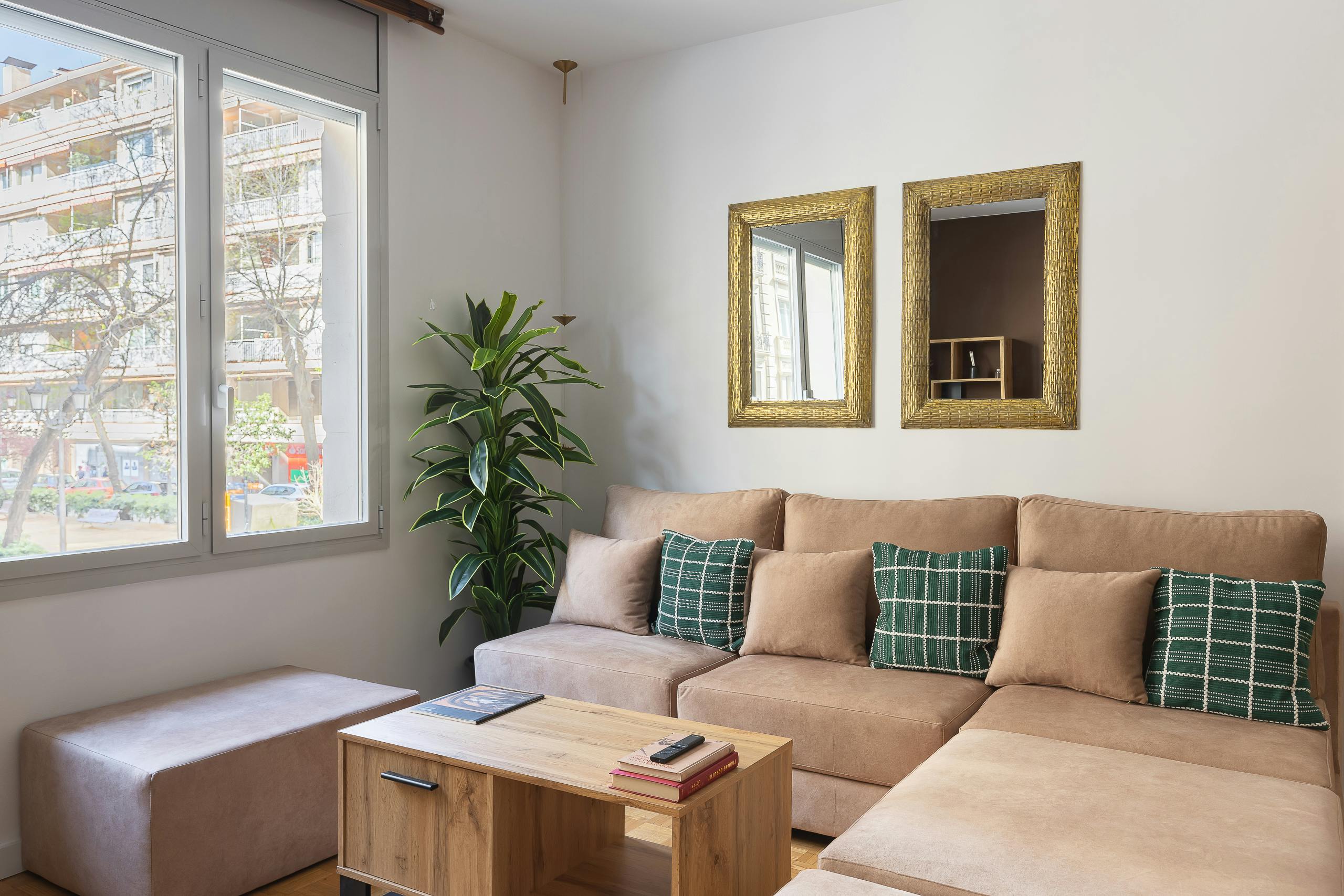 Private room in Carrer de Muntaner, Barcelona (1541655) room image 10