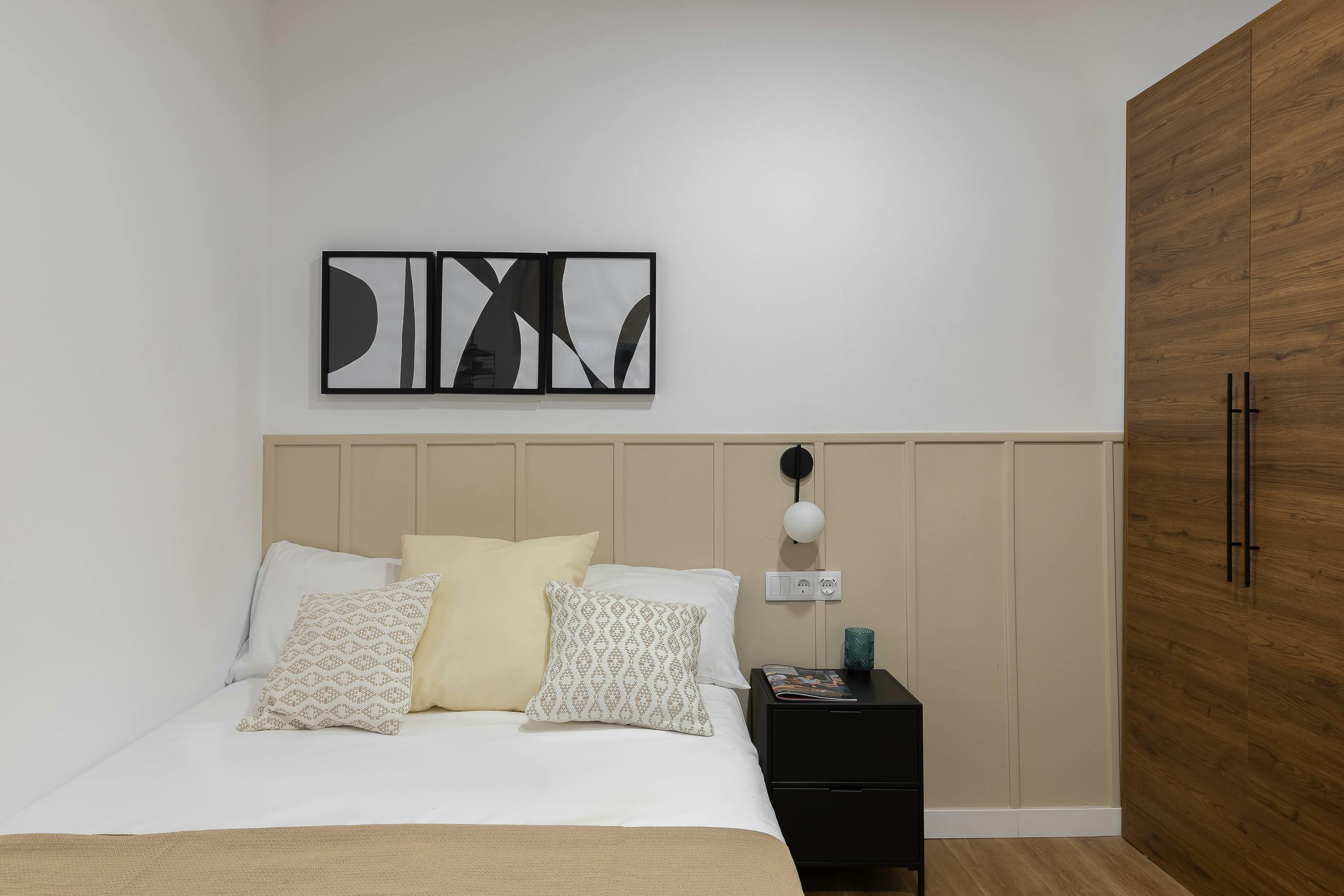 Private room in Carrer de Muntaner, Barcelona (1541662) room image 2