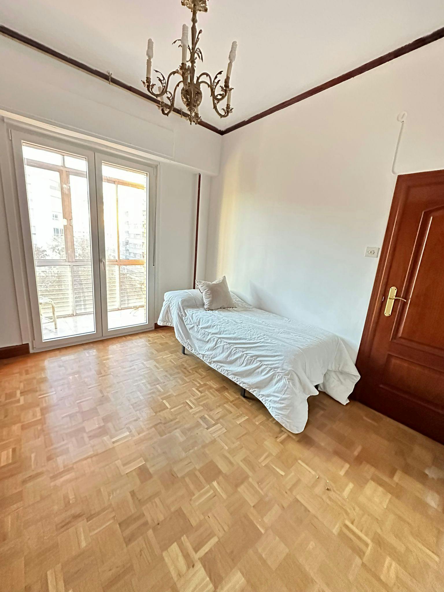 Pokój prywatny do wynajęcia za 290 € miesięcznie w mieście Valladolid, Paseo de Zorrilla