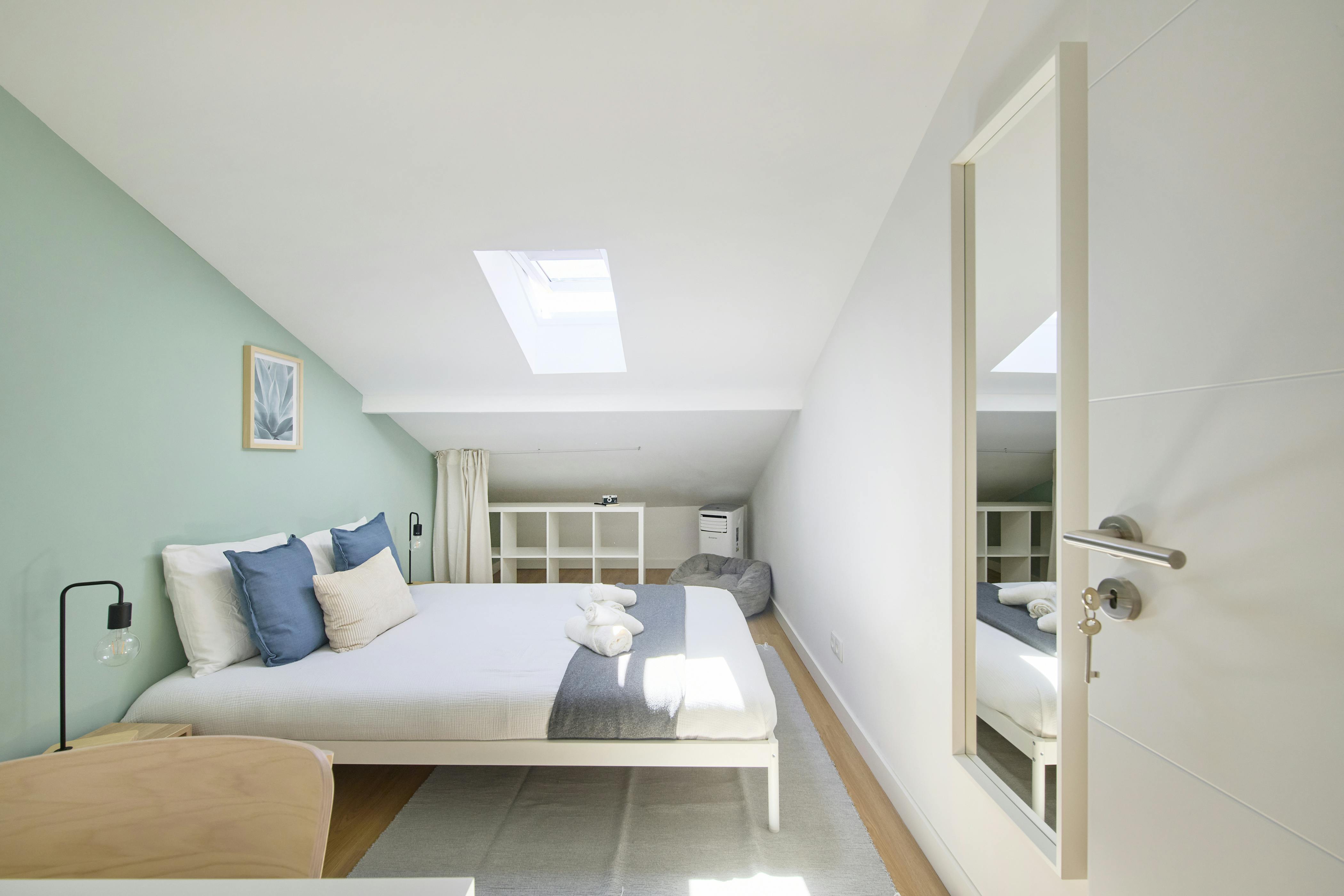 Rua Francisco Sanches, Lisbon preview