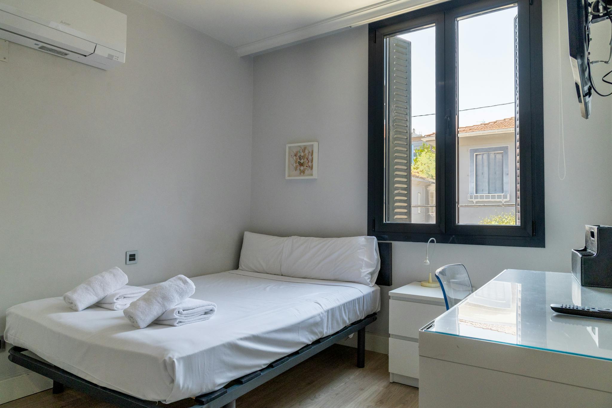 Calle de Pilar de Zaragoza, Madrid preview