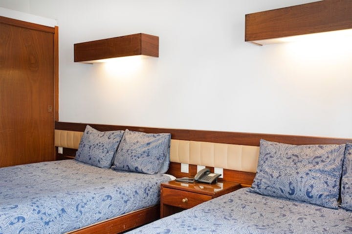 Private room for rent for €800 per month in São João da Madeira, Rua Dr. Maciel