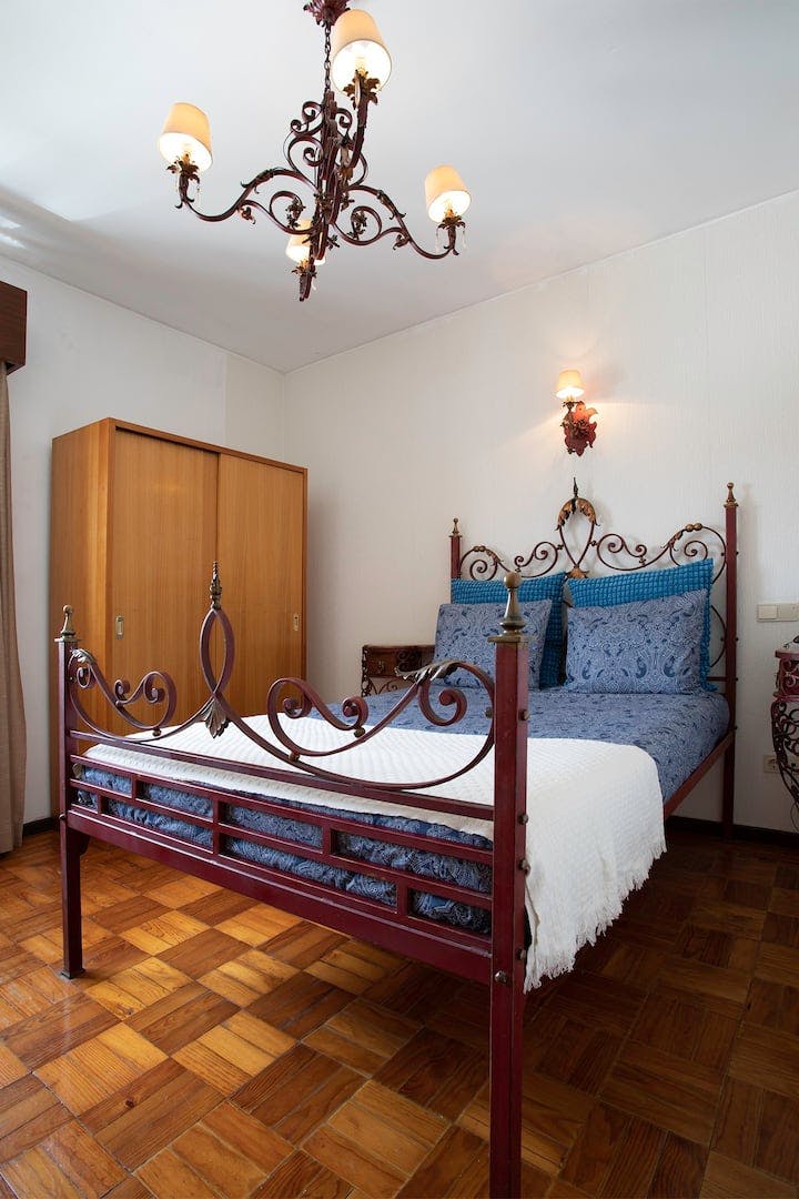 Stanza privata in affitto a 490 € al mese a São João da Madeira, Rua Dr. Maciel