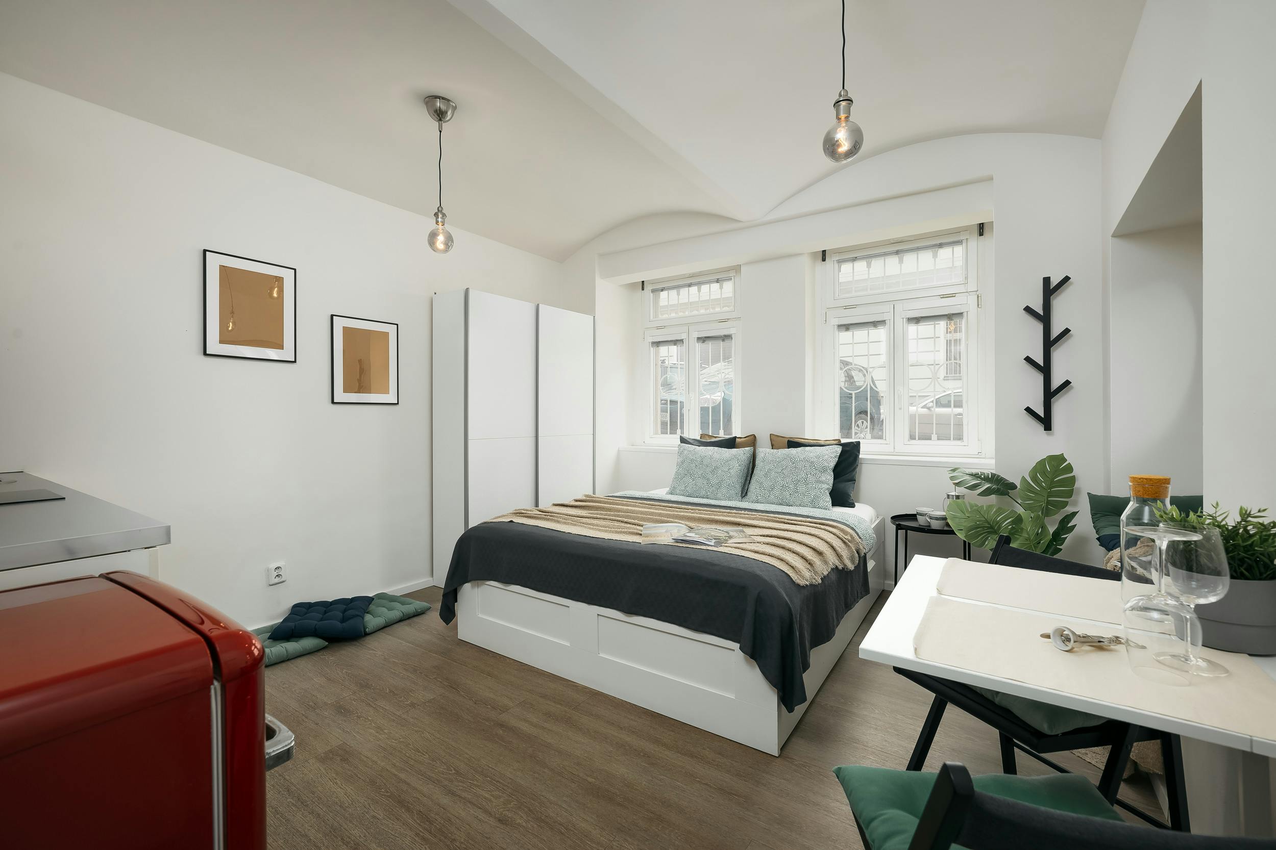 Estudio  en alquiler por 1040 € al mes en Prague, Ježkova