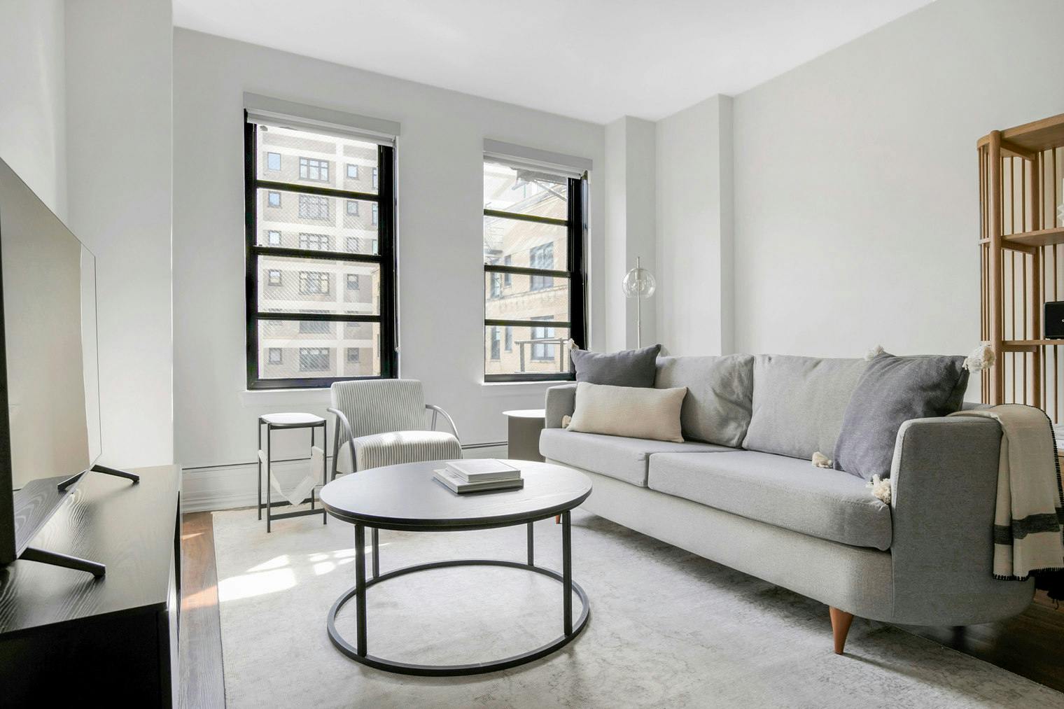 Apartment for rent for $3,608 per month in Chicago, East Chestnut Street