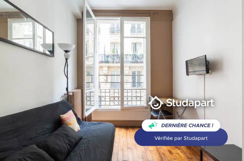 Apartment for rent for €1,100 per month in Paris, Rue de Tocqueville