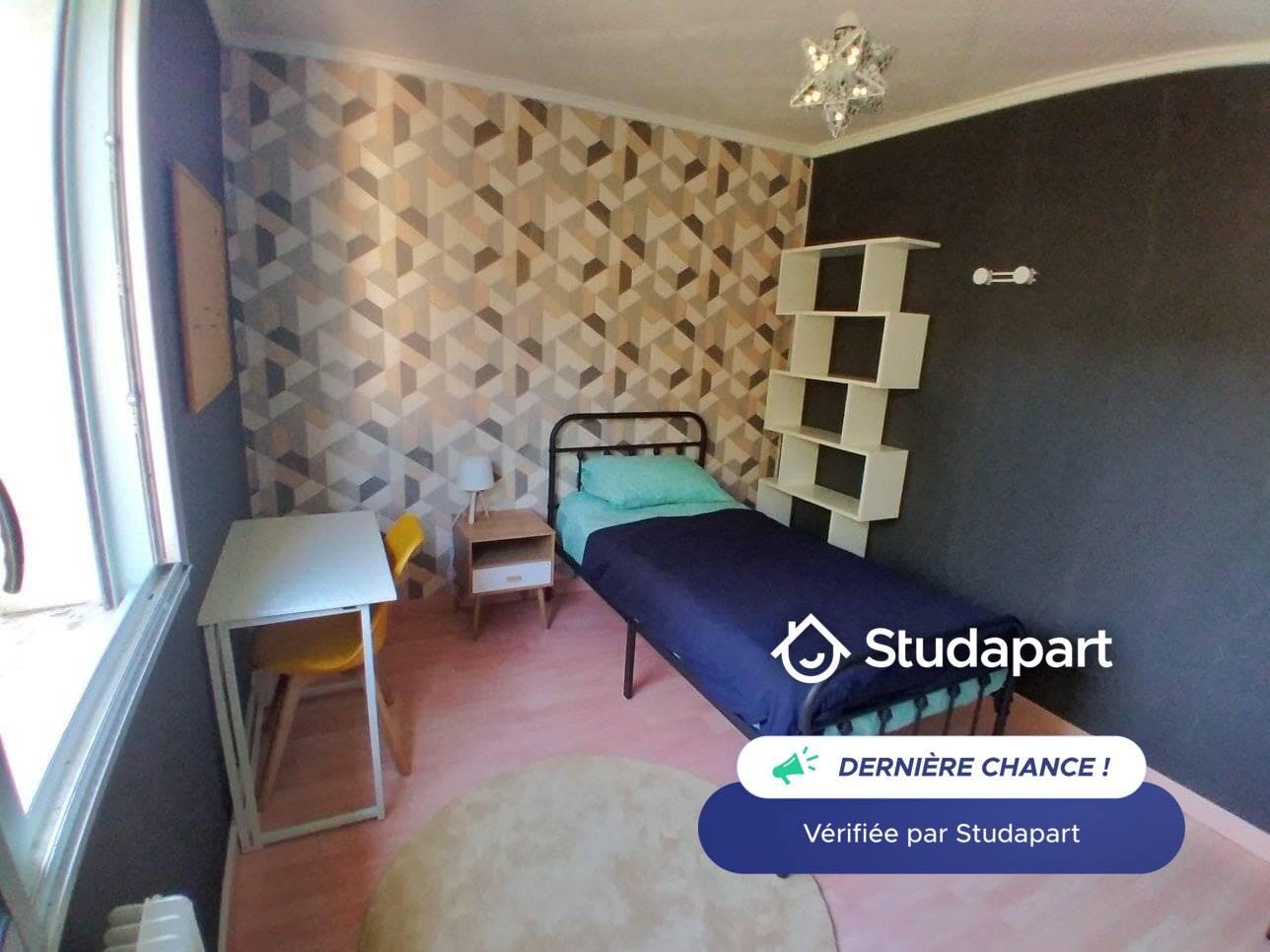 Private room for rent for €450 per month in Miribel, Rue de la Chanal