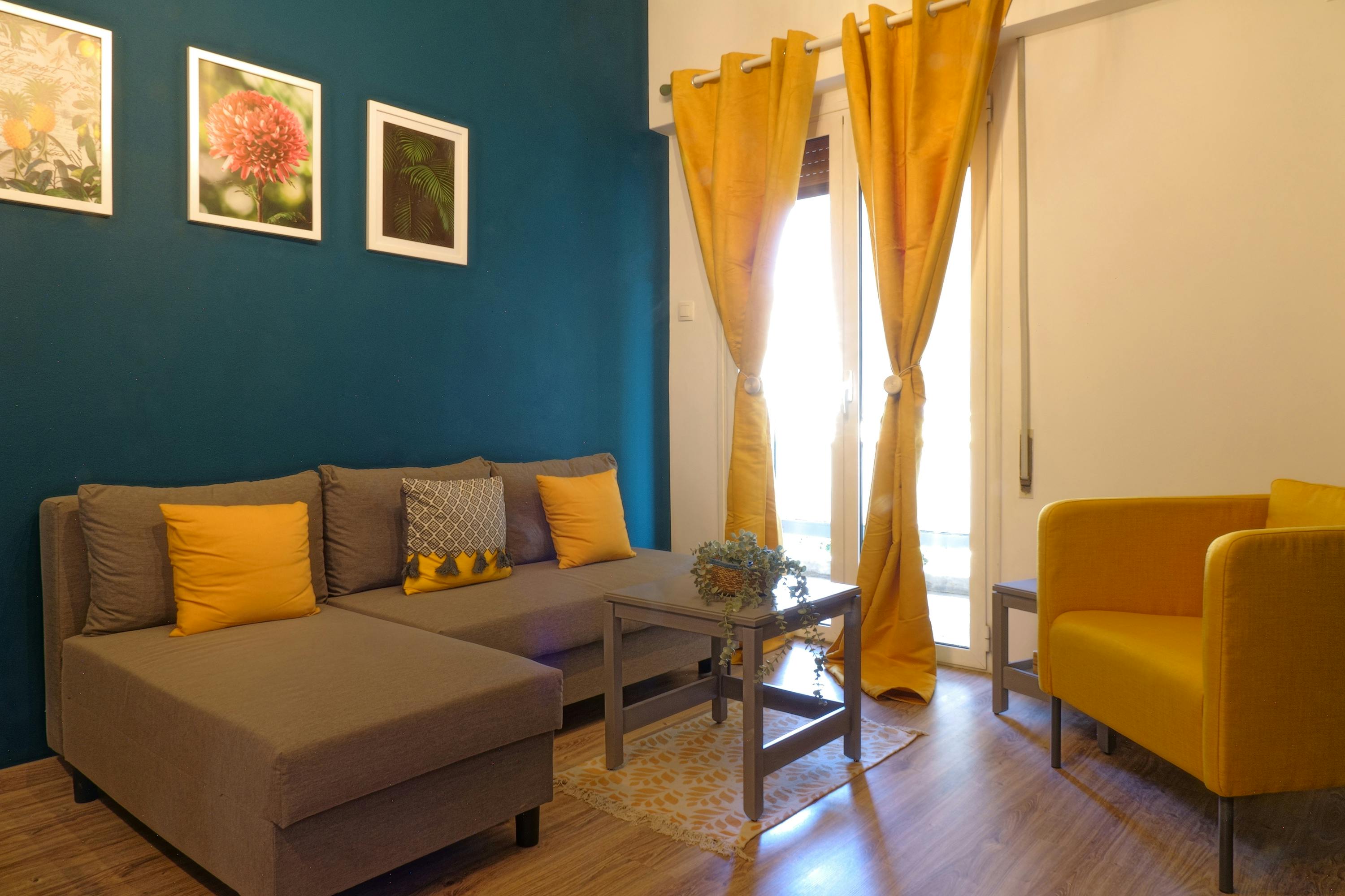 Apartment for rent for €750 per month in Néa Smýrni, Leoforos Syngrou