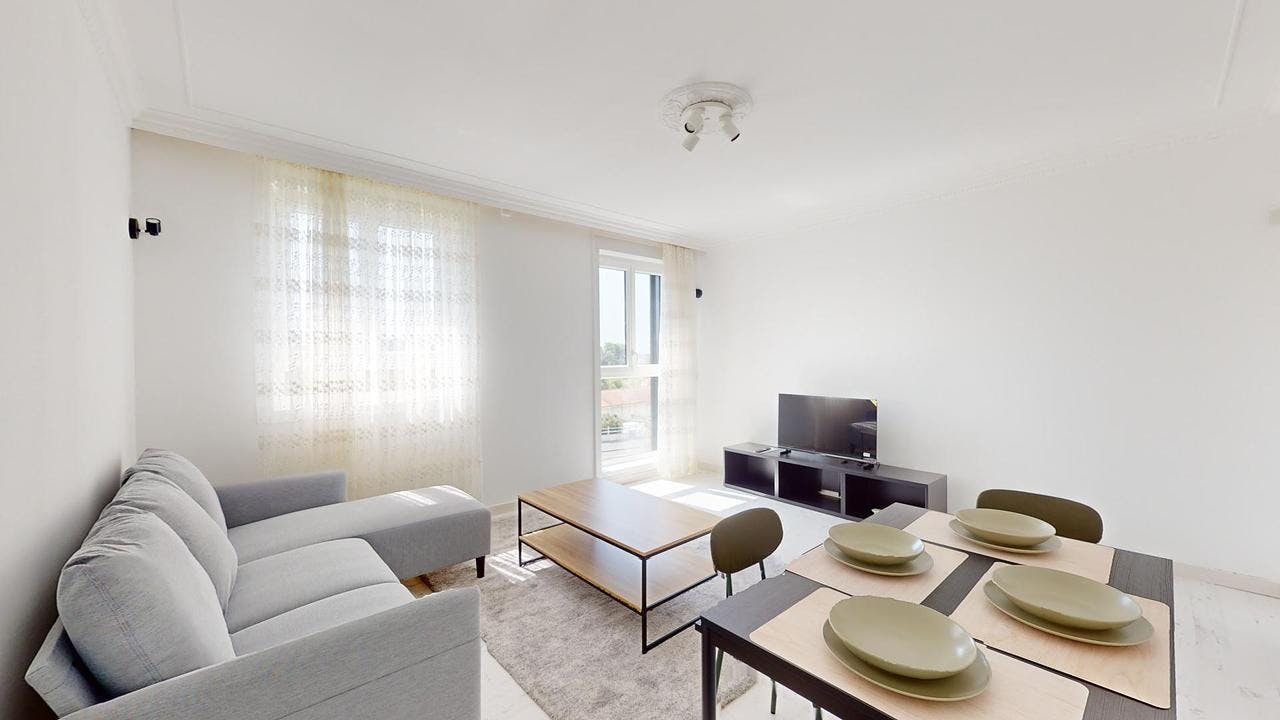 Private room for rent for €400 per month in Saint-Jean-de-la-Ruelle, Rue de la Prairie