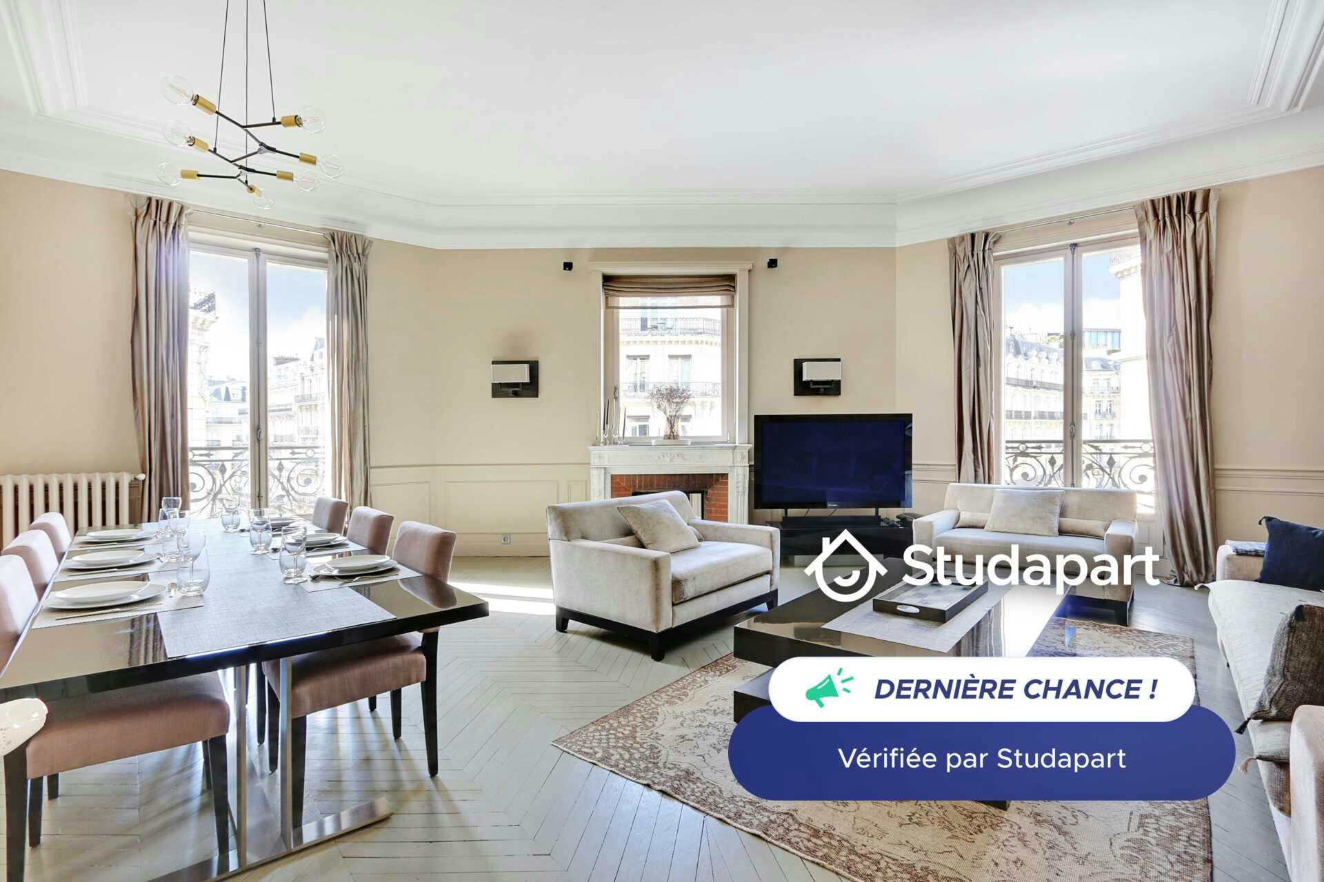 Apartment for rent for €9,000 per month in Paris, Rue Pierre Charron