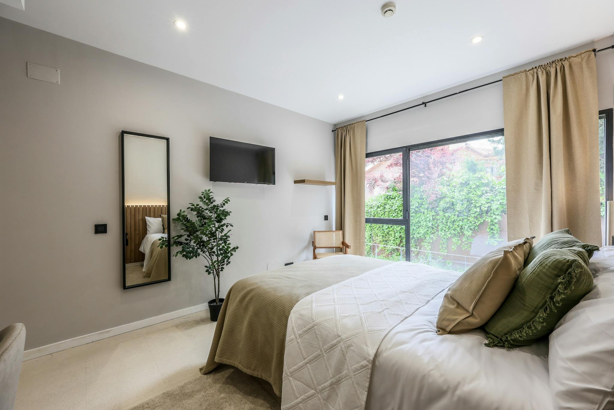 Avenida de Valdemarín, Madrid preview