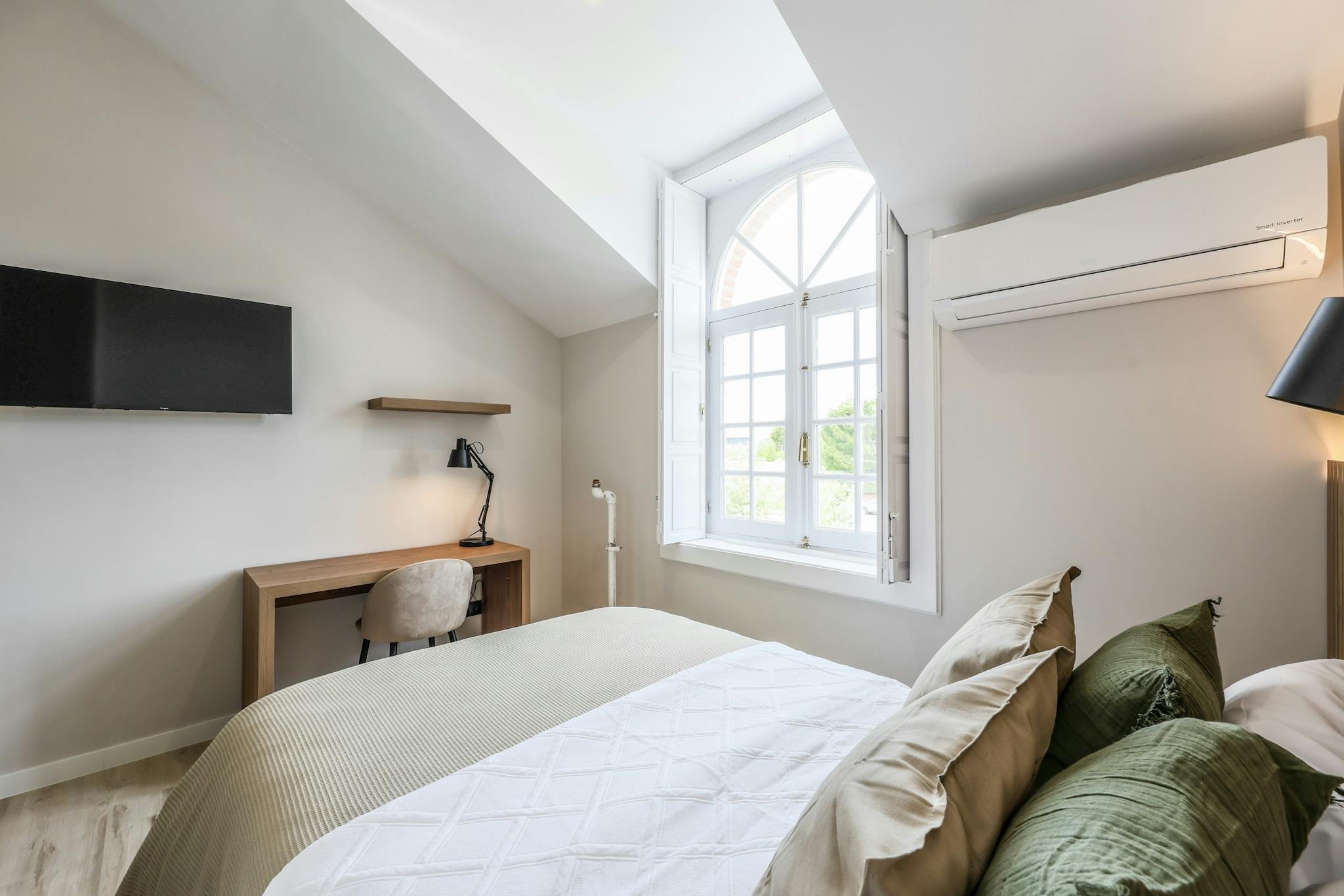 Avenida de Valdemarín, Madrid preview