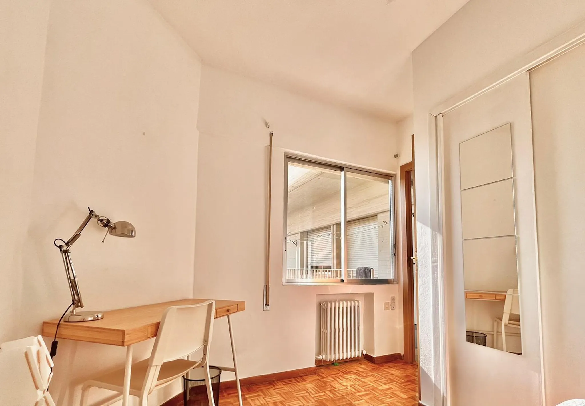 Calle de Santa Cruz de Marcenado, Madrid preview