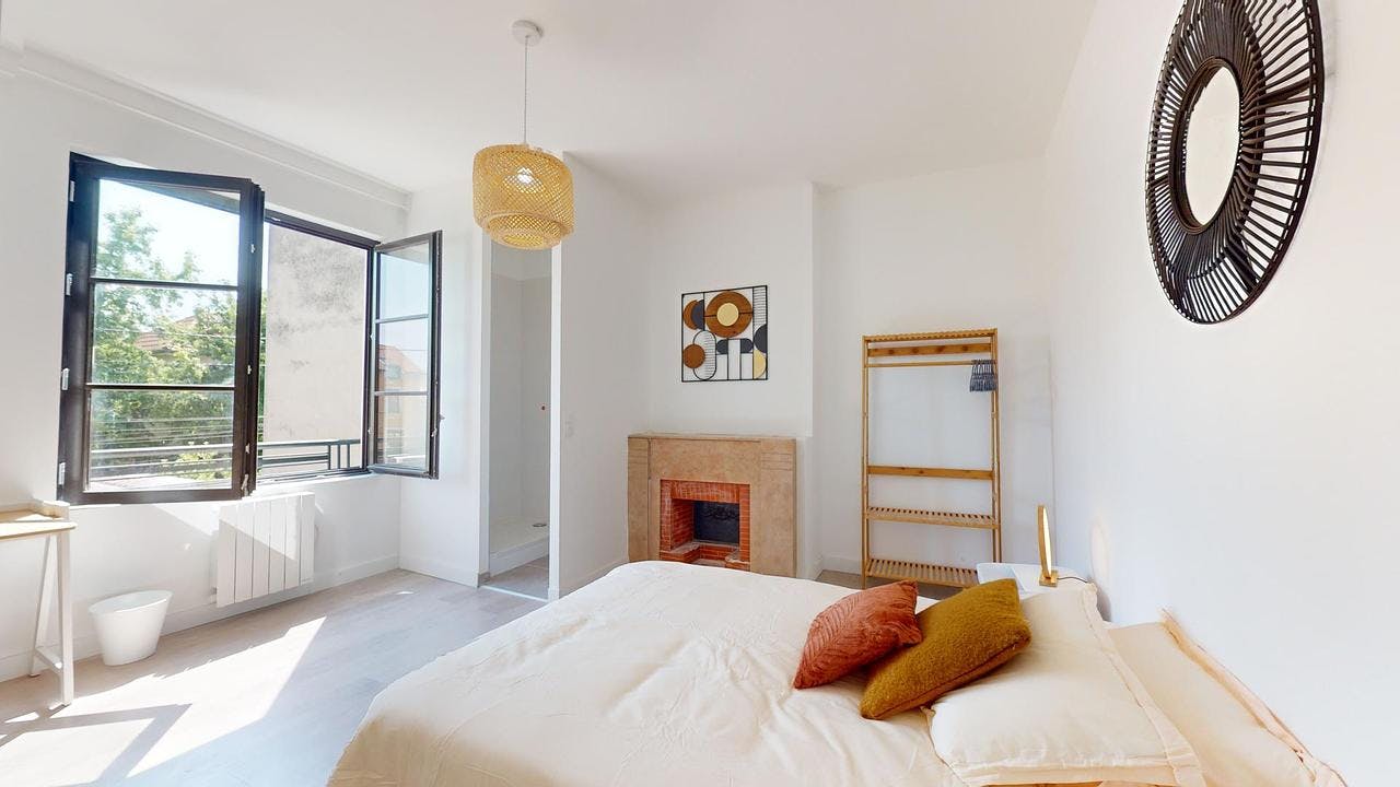 Apartment Villeurbanne, 260m² — photo 3