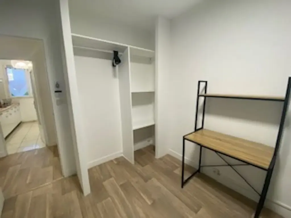 3-Bedroom Apartment in Rue Georges Guynemer, Amiens (1543806) ROOM 4