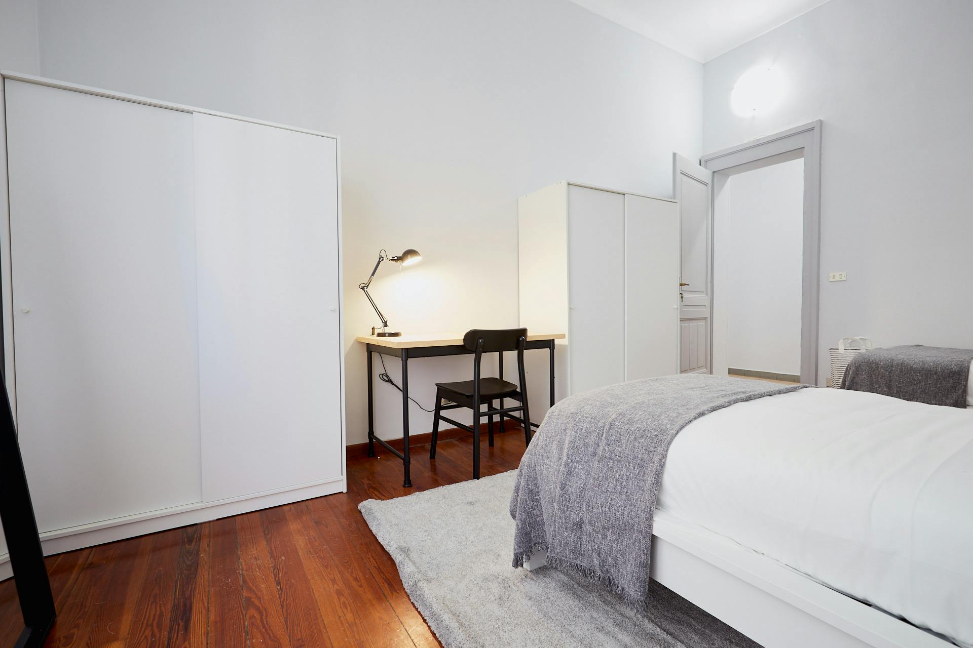 Double room Turin, 1 bed, 19m² — photo 3
