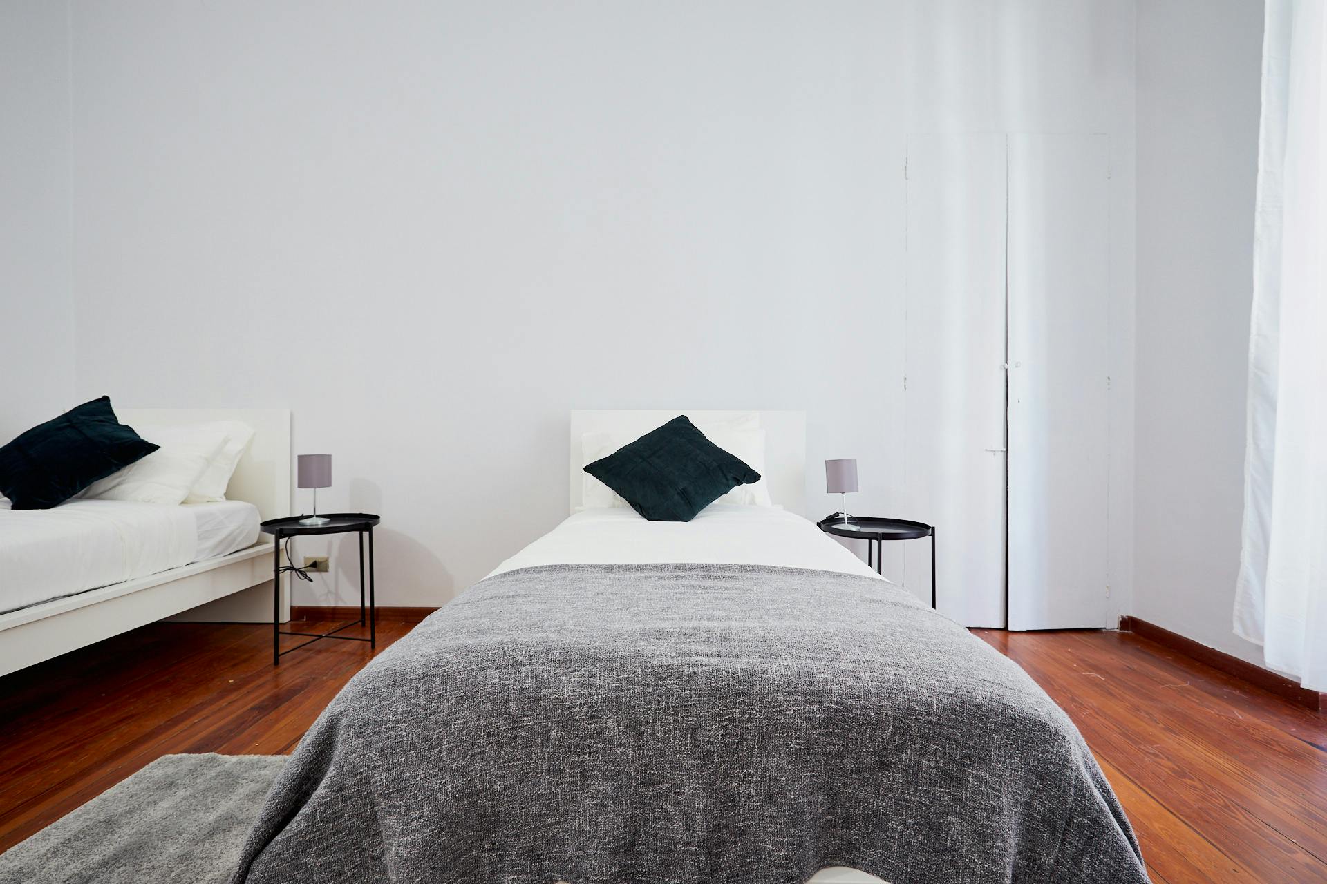 Double room Turin, 1 bed, 19m² — photo 9